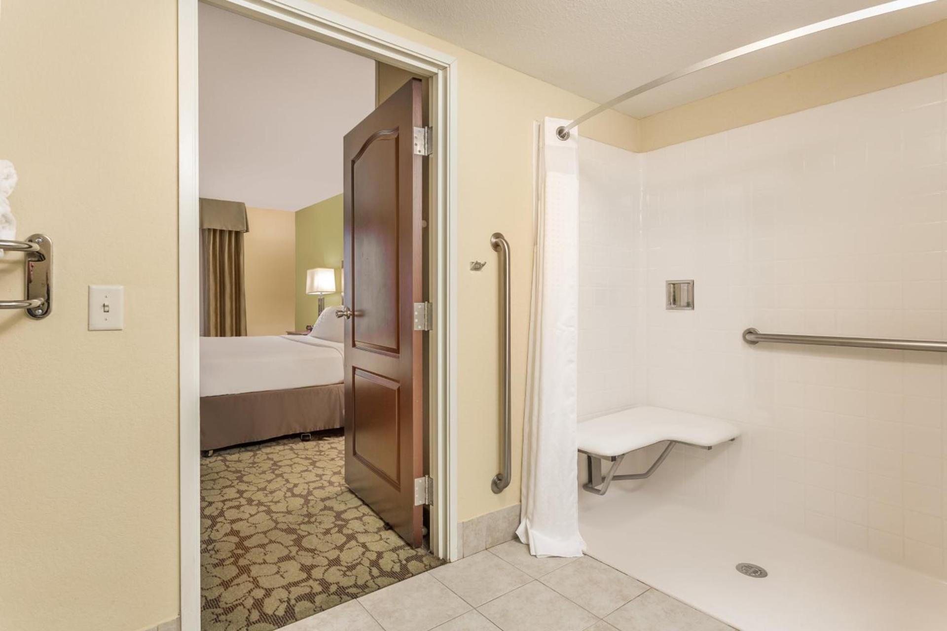 Hotel Gurnee photo 29