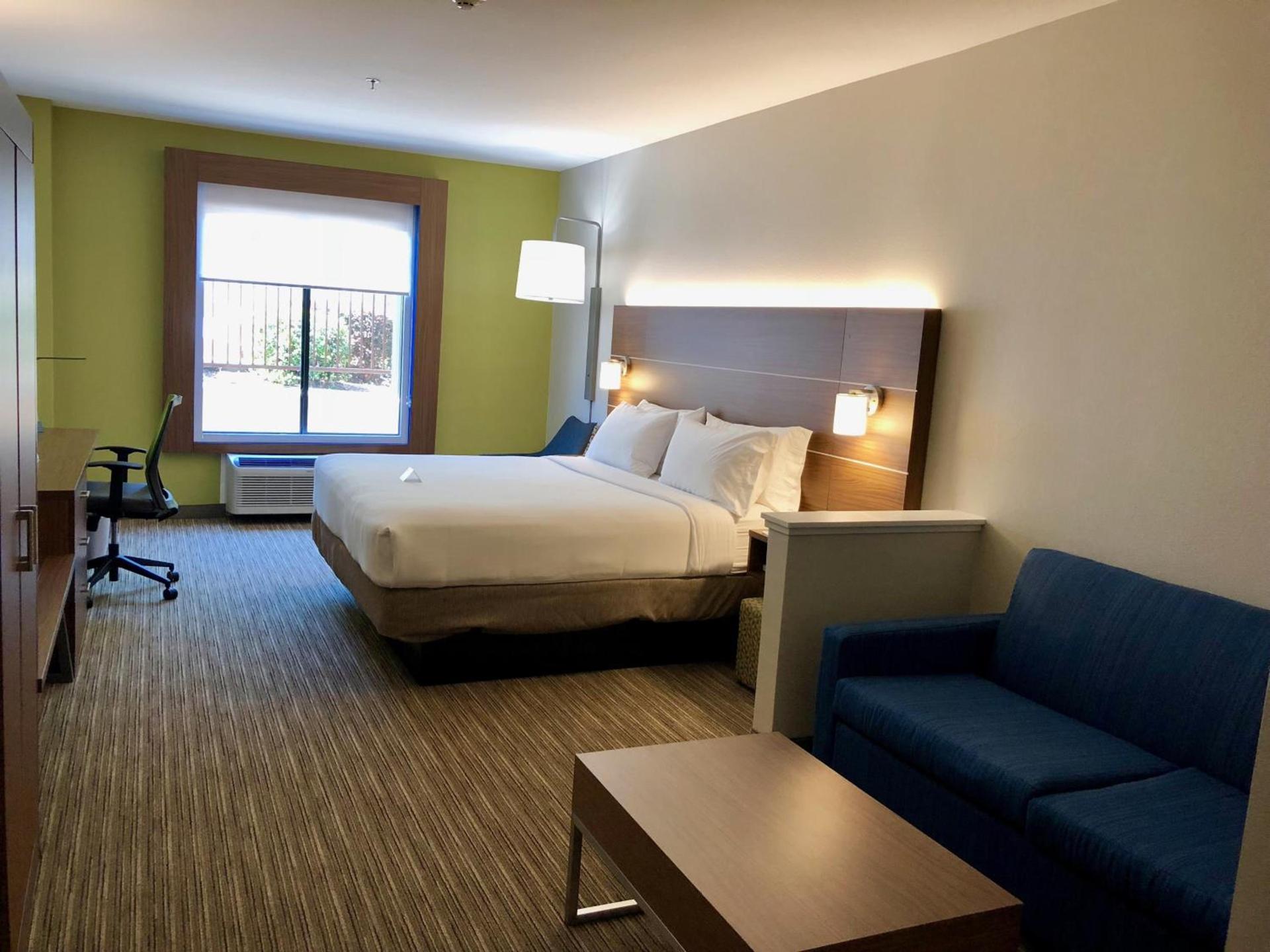 Holiday Inn Express Arlington Interstate 20 Parks Mall by IHG photo 41