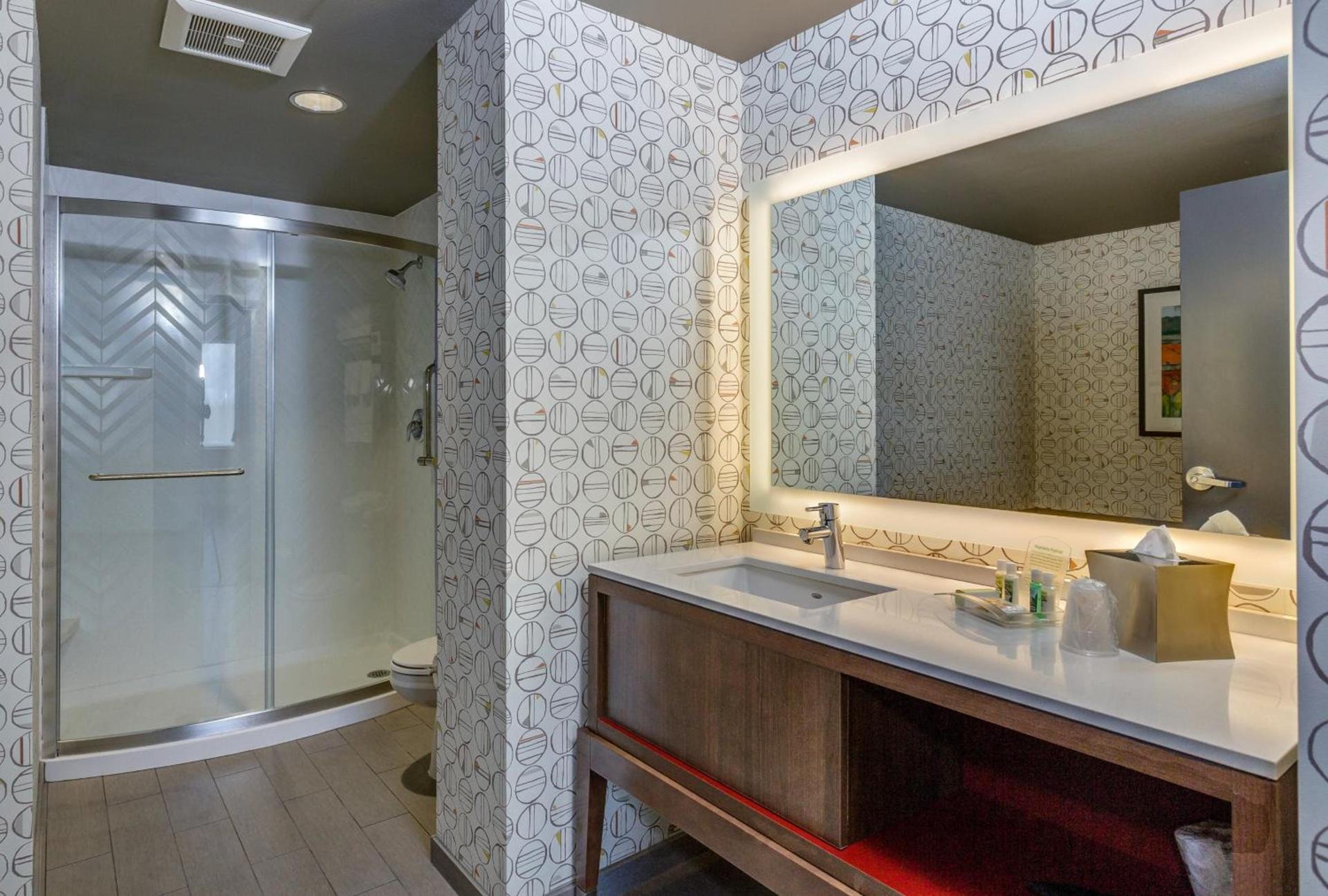 Holiday Inn & Suites Bellingham by IHG photo 63