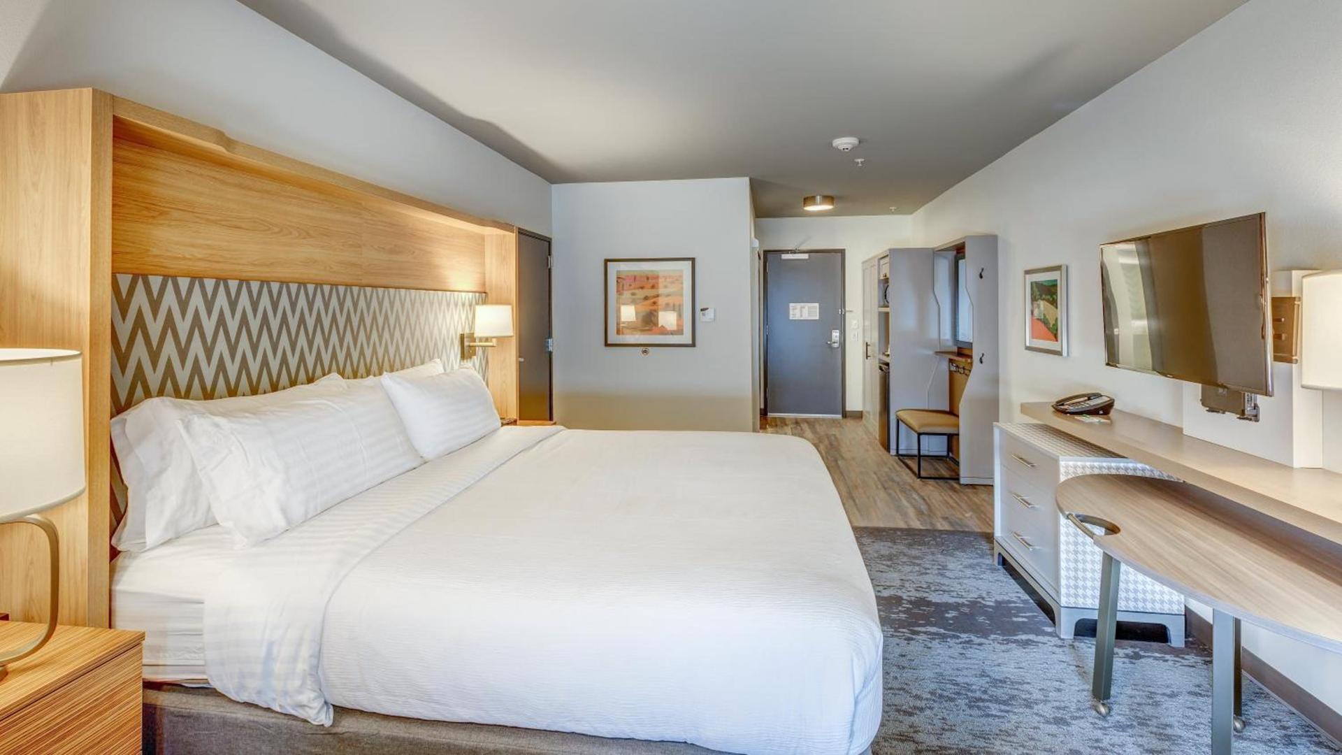 Holiday Inn & Suites Bellingham by IHG photo 31