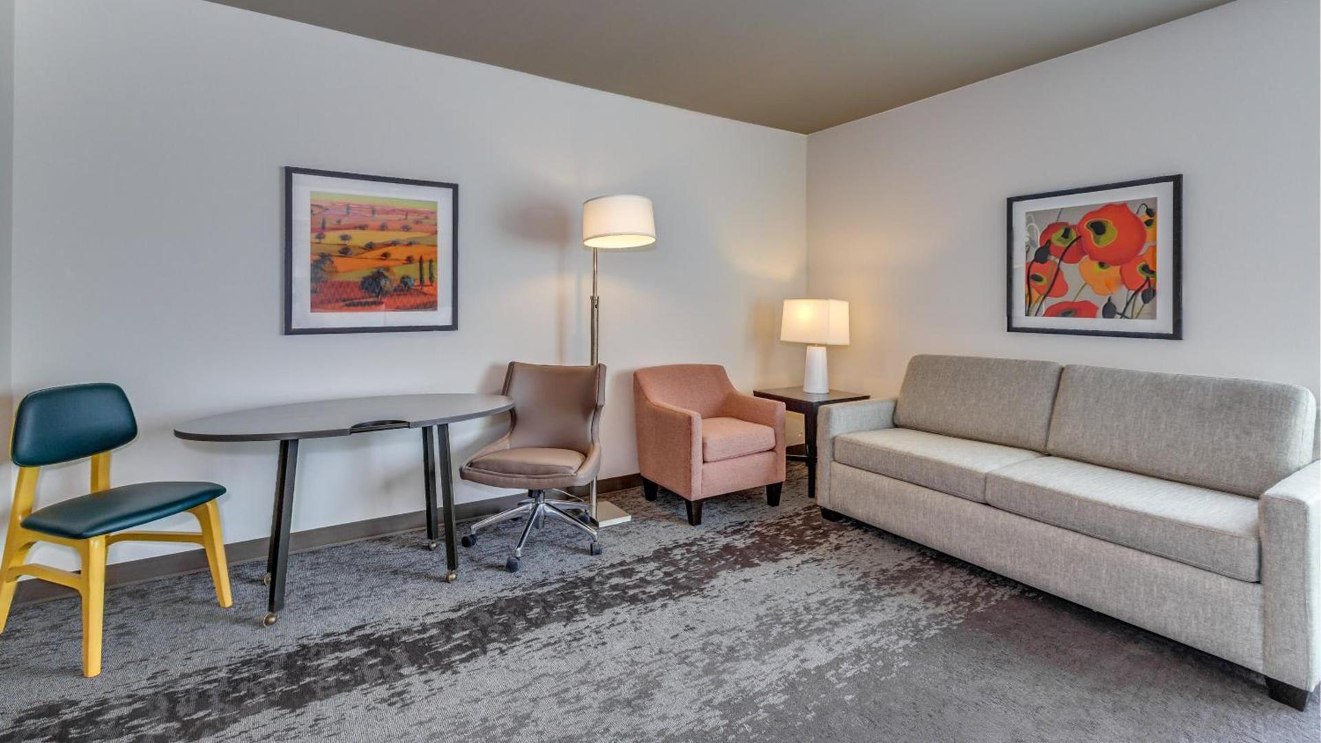 Holiday Inn & Suites Bellingham by IHG photo 32