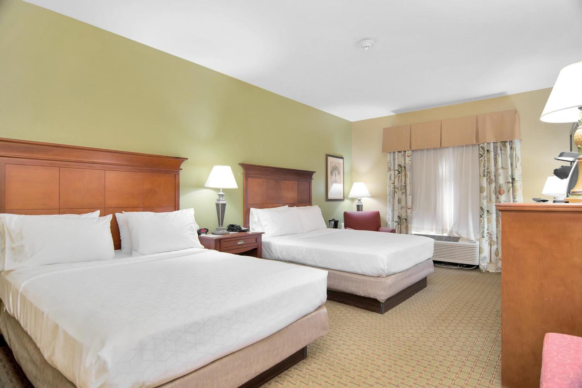 Holiday Inn Express Hotel & Suites DFW West - Hurst by IHG photo 41