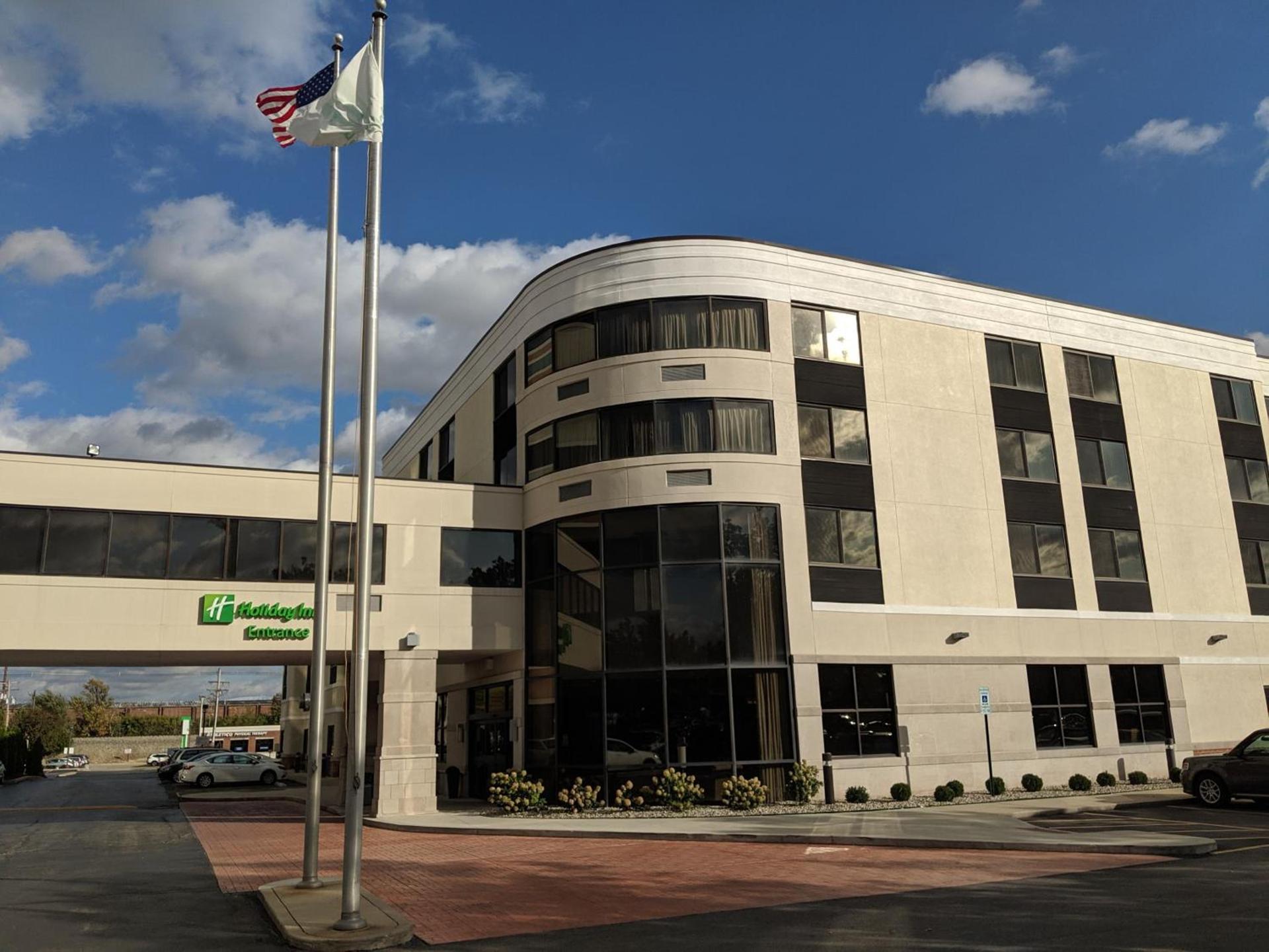 Holiday Inn Champaign by IHG photo 3