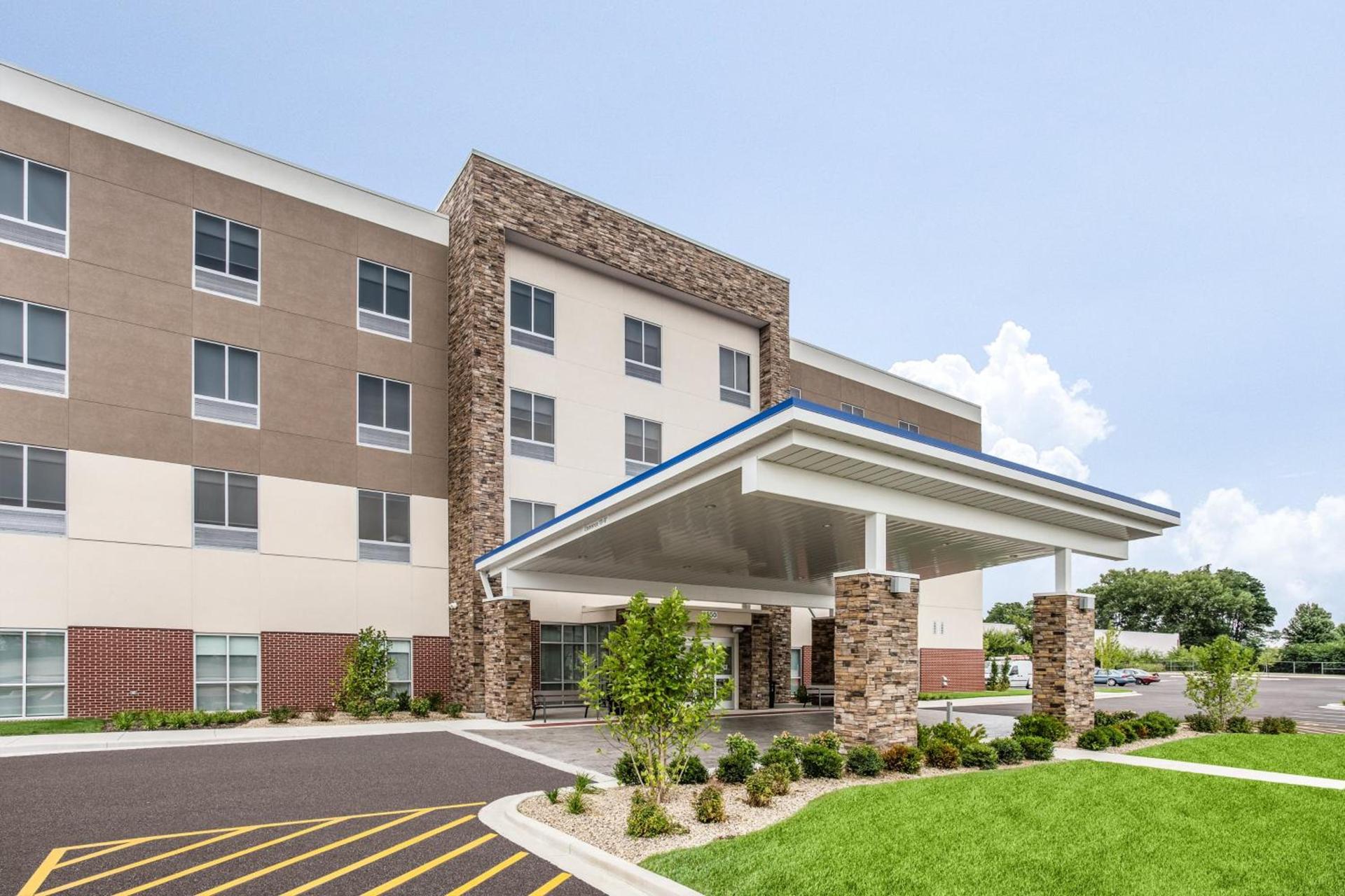 Holiday Inn Express & Suites - Ottawa by IHG — hotel in Ottawa