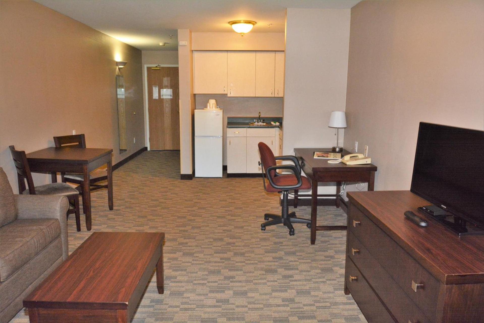 FairBridge Inn & Suites DuPont photo 37