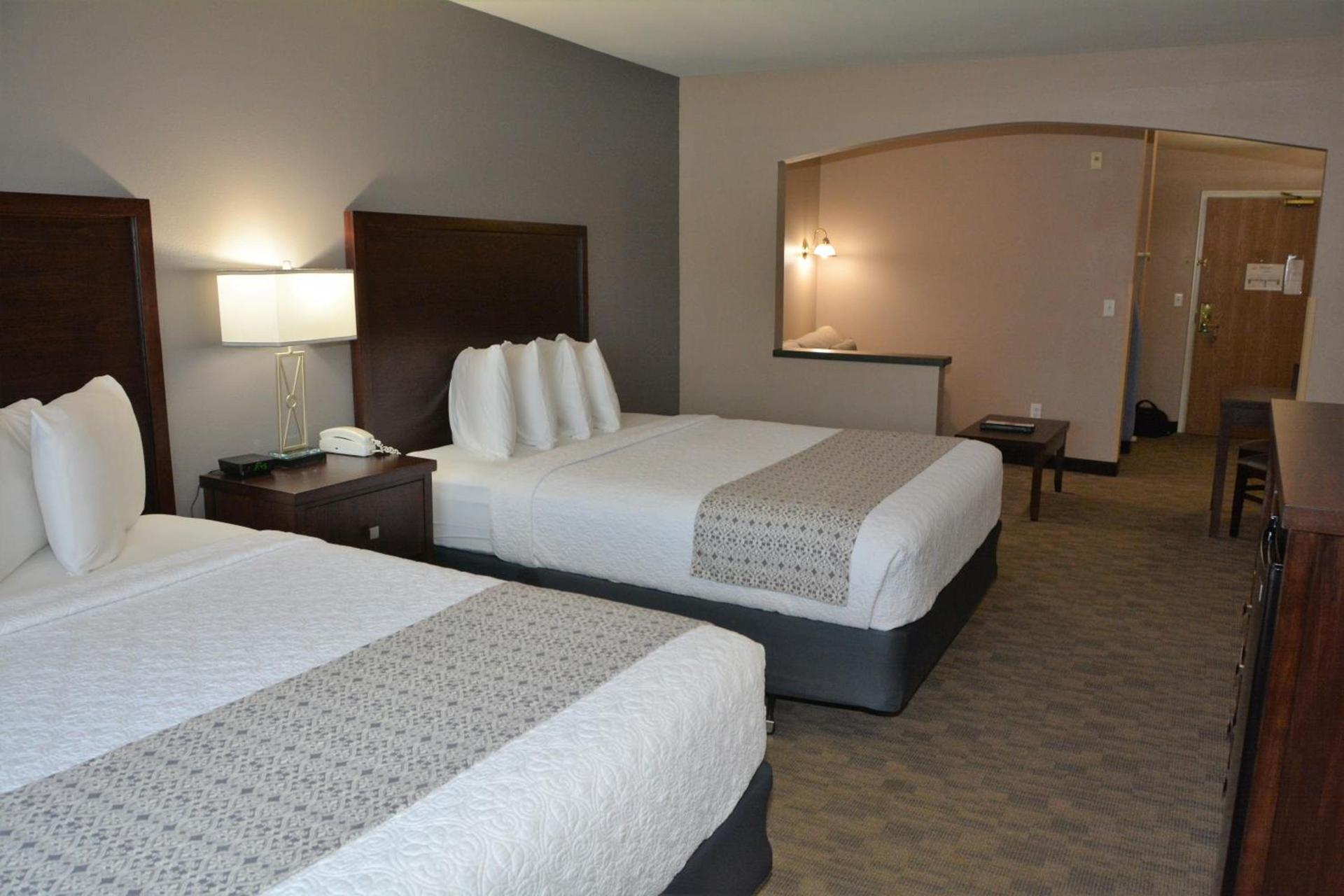 FairBridge Inn & Suites DuPont photo 18