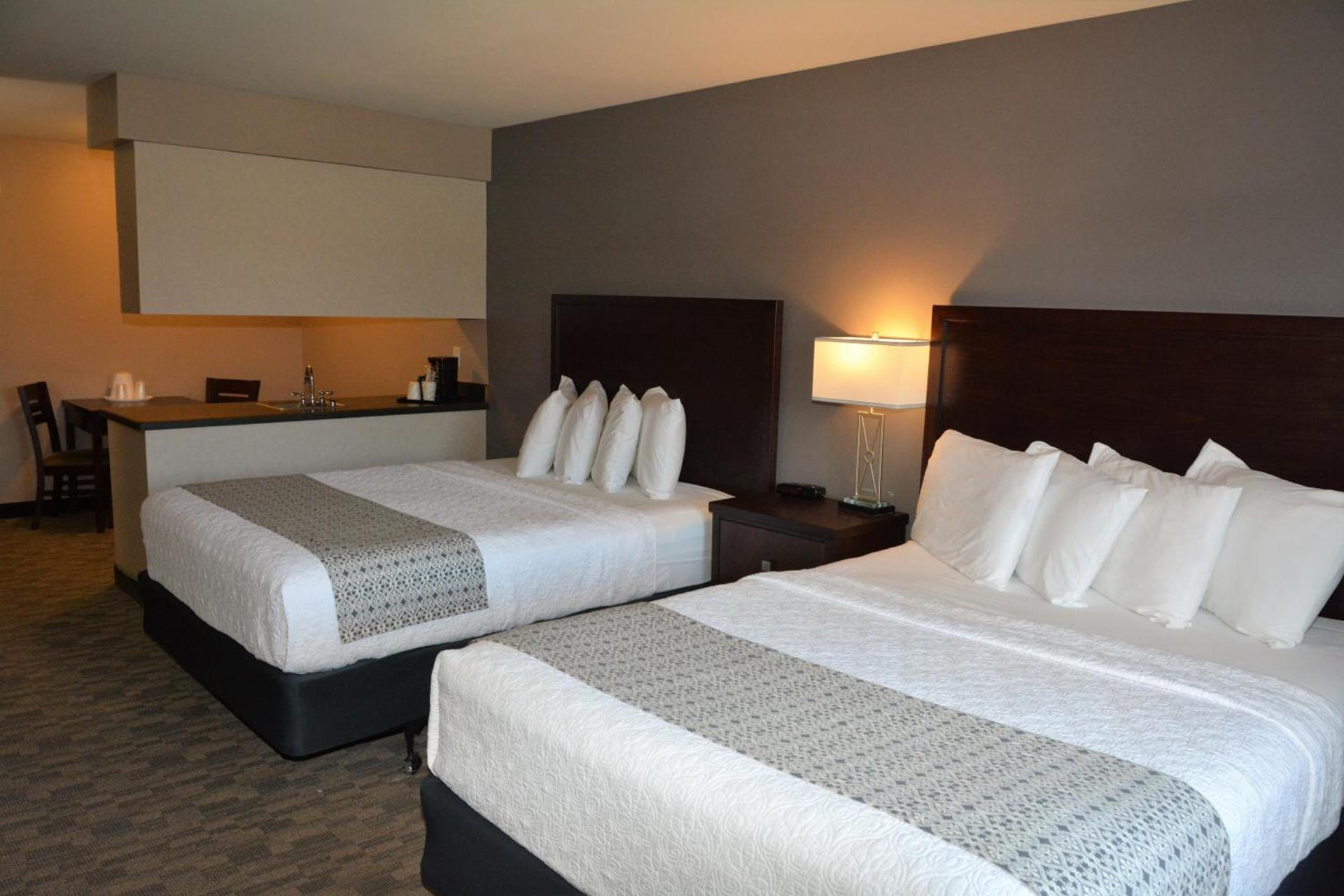 FairBridge Inn & Suites DuPont photo 13