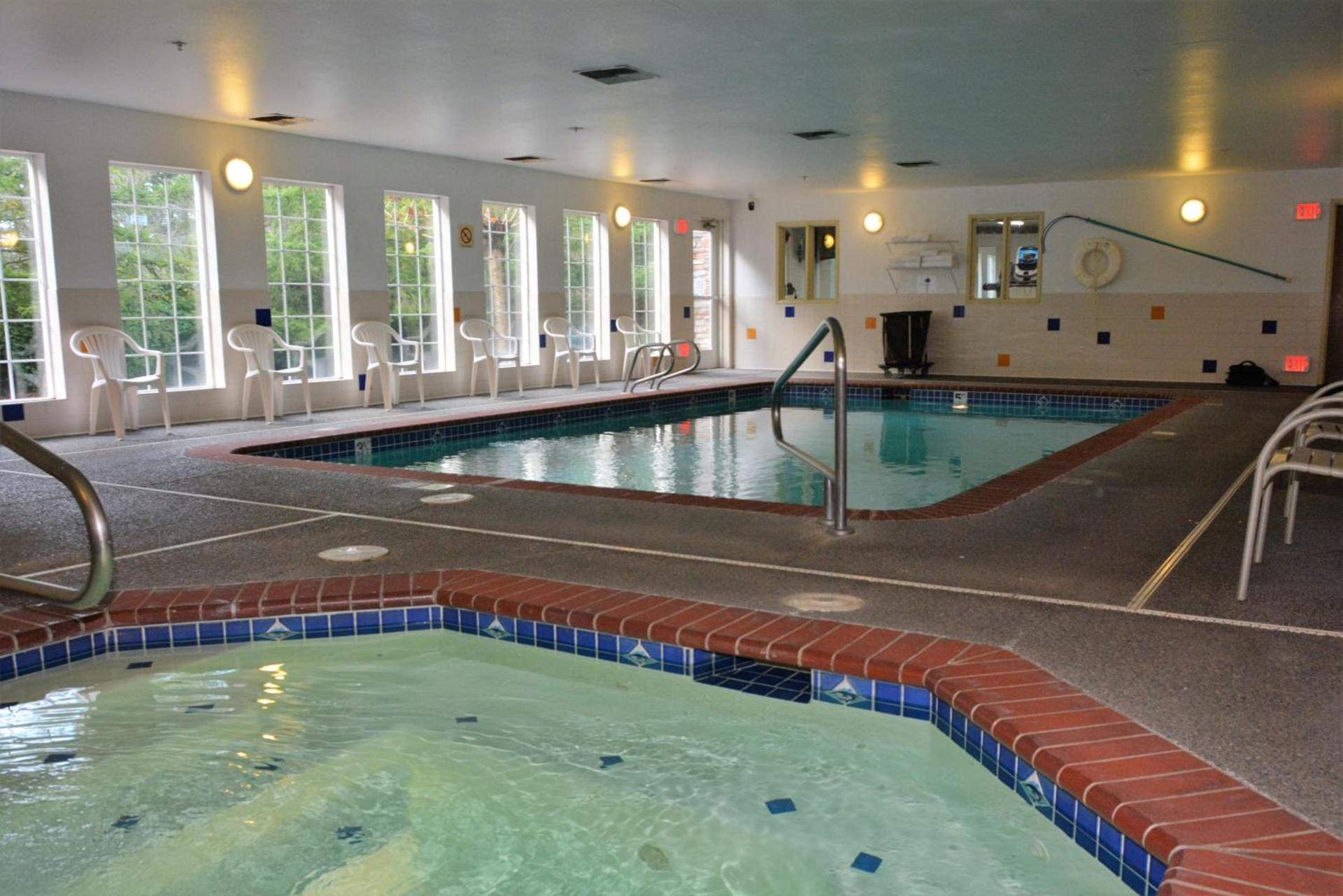 FairBridge Inn & Suites DuPont photo 4
