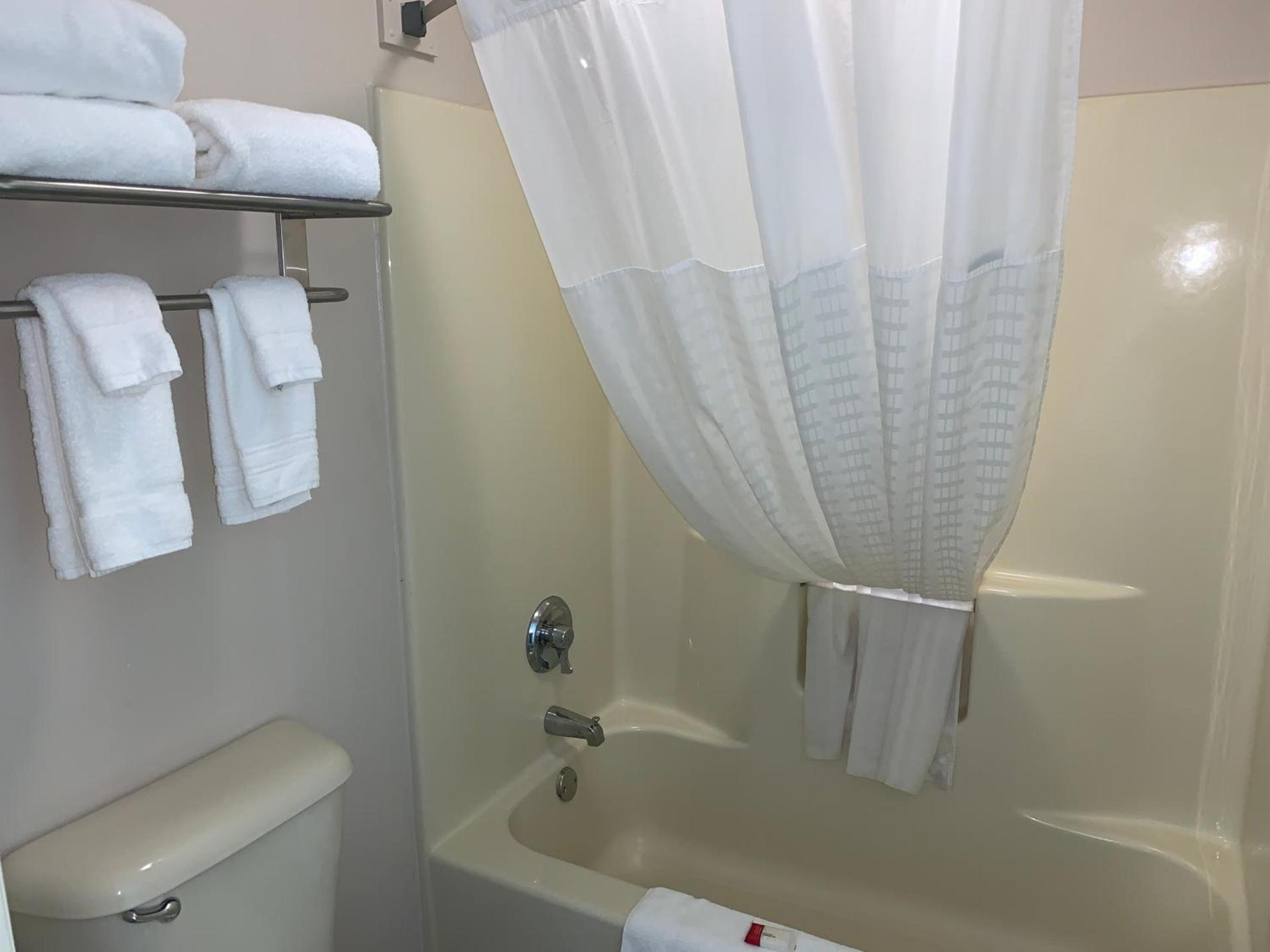 Baymont by Wyndham Eden photo 22