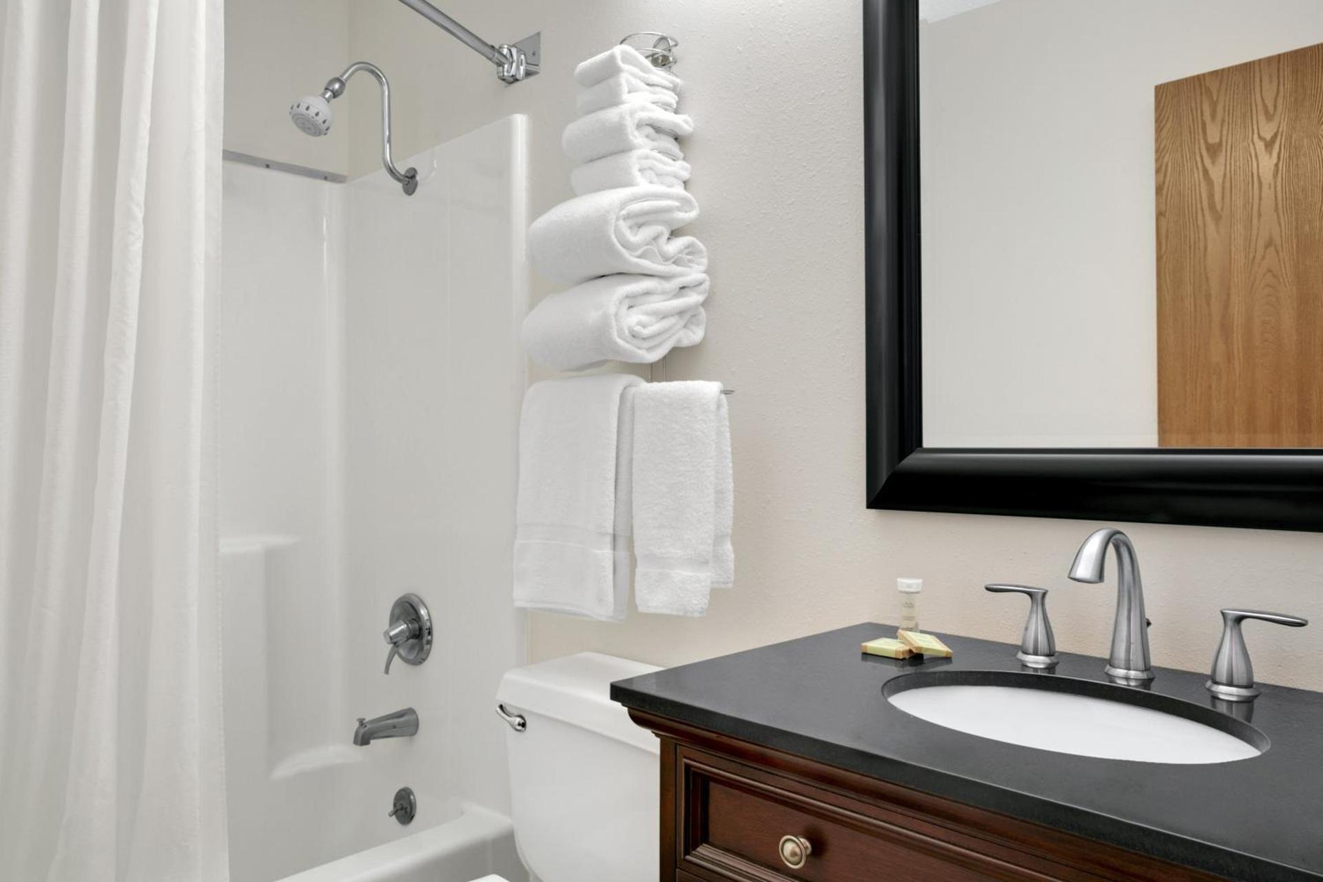 Super 8 by Wyndham Washington photo 19