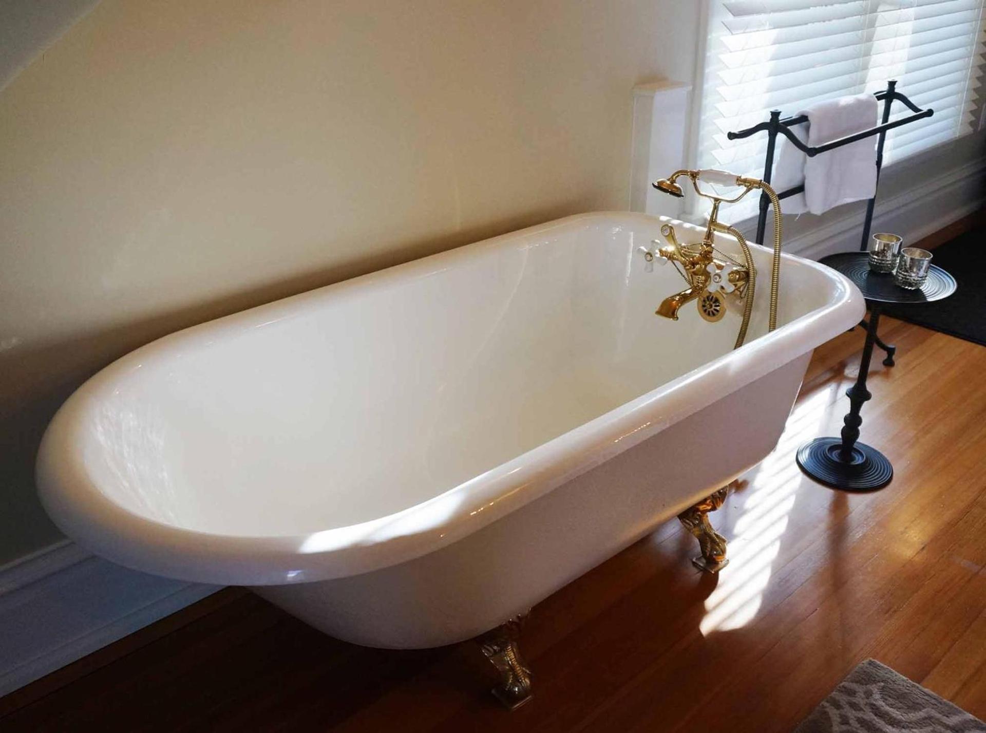 Edwards House photo 31