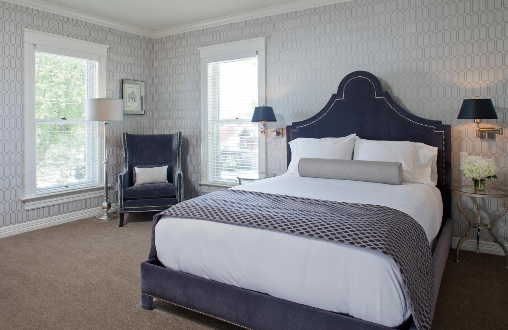 Edwards House photo 6