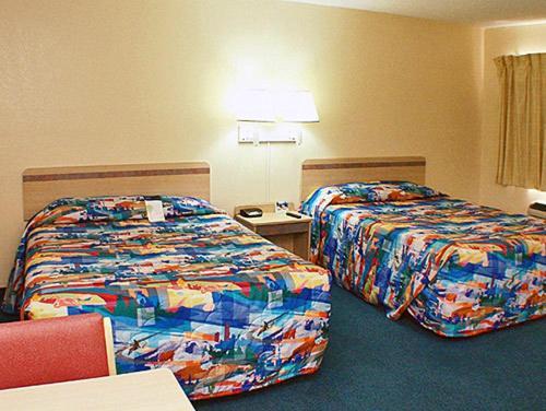 Motel 6-Seymour, IN - North photo 34