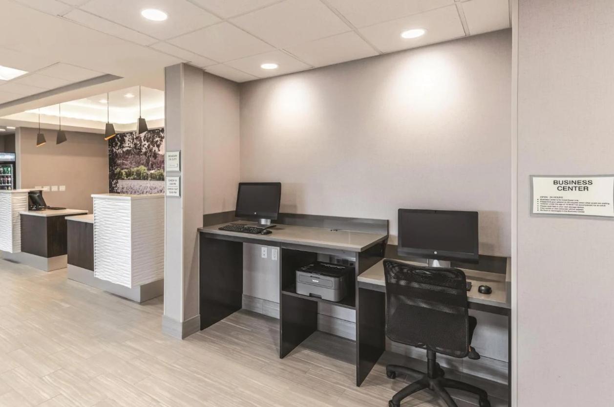 La Quinta Inn & Suites by Wyndham Walla Walla photo 6