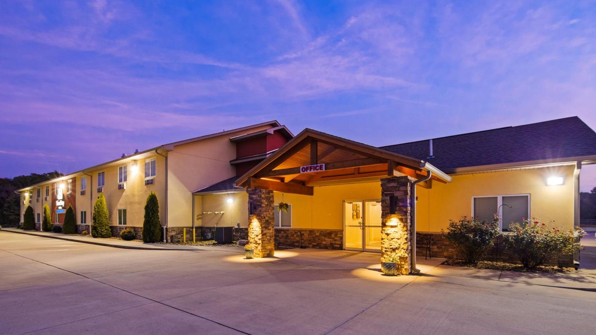 SureStay Hotel by Best Western Whittington Rend Lake photo 30