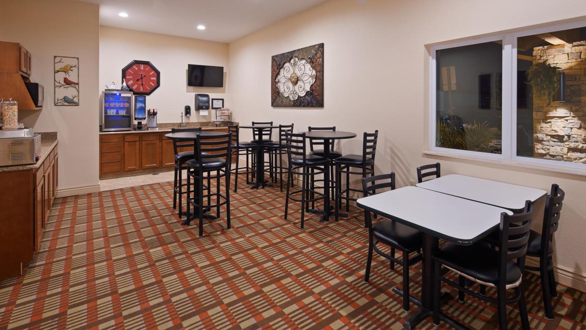 SureStay Hotel by Best Western Whittington Rend Lake photo 35