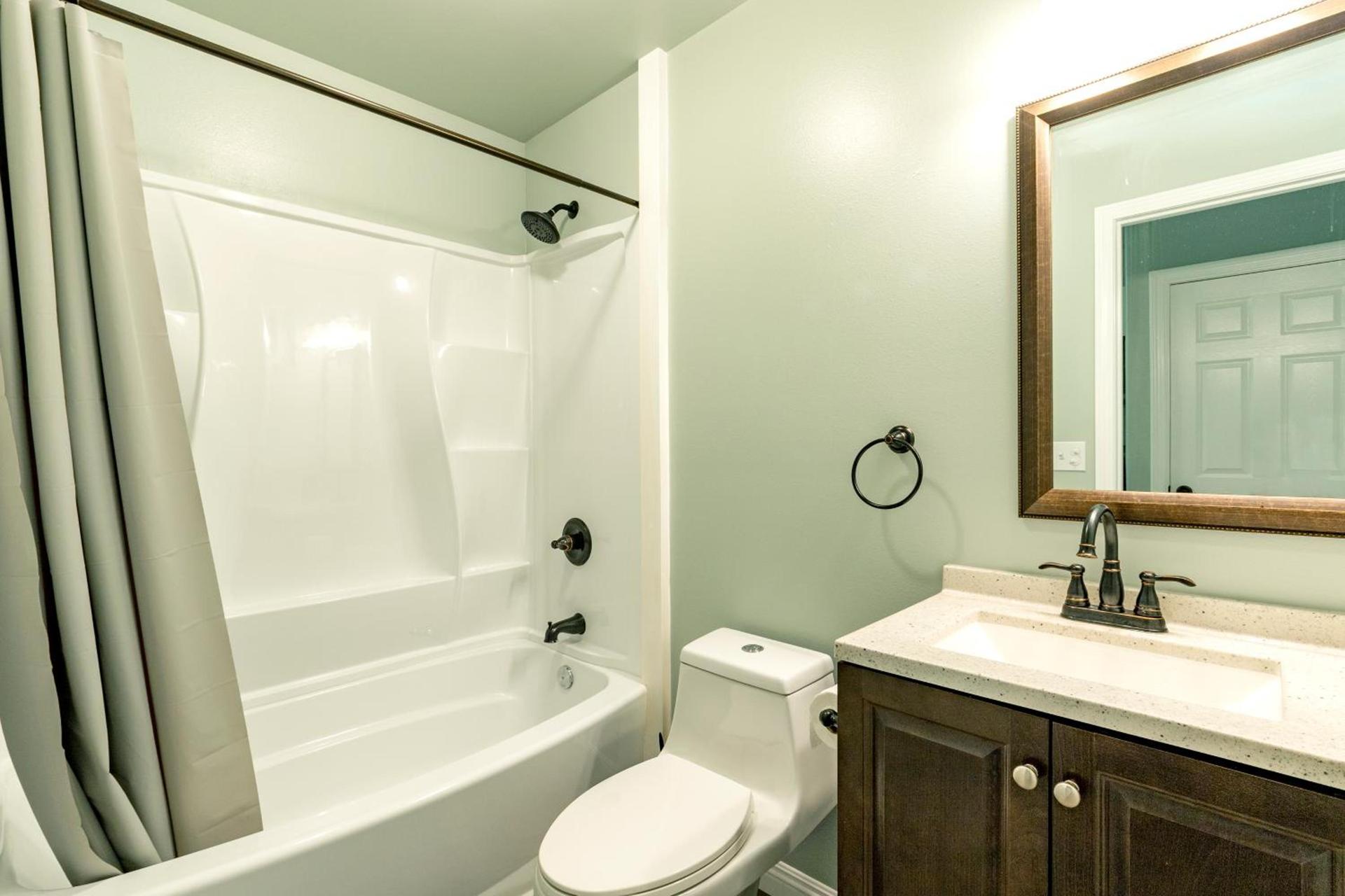 Ocean Breeze Inn photo 20