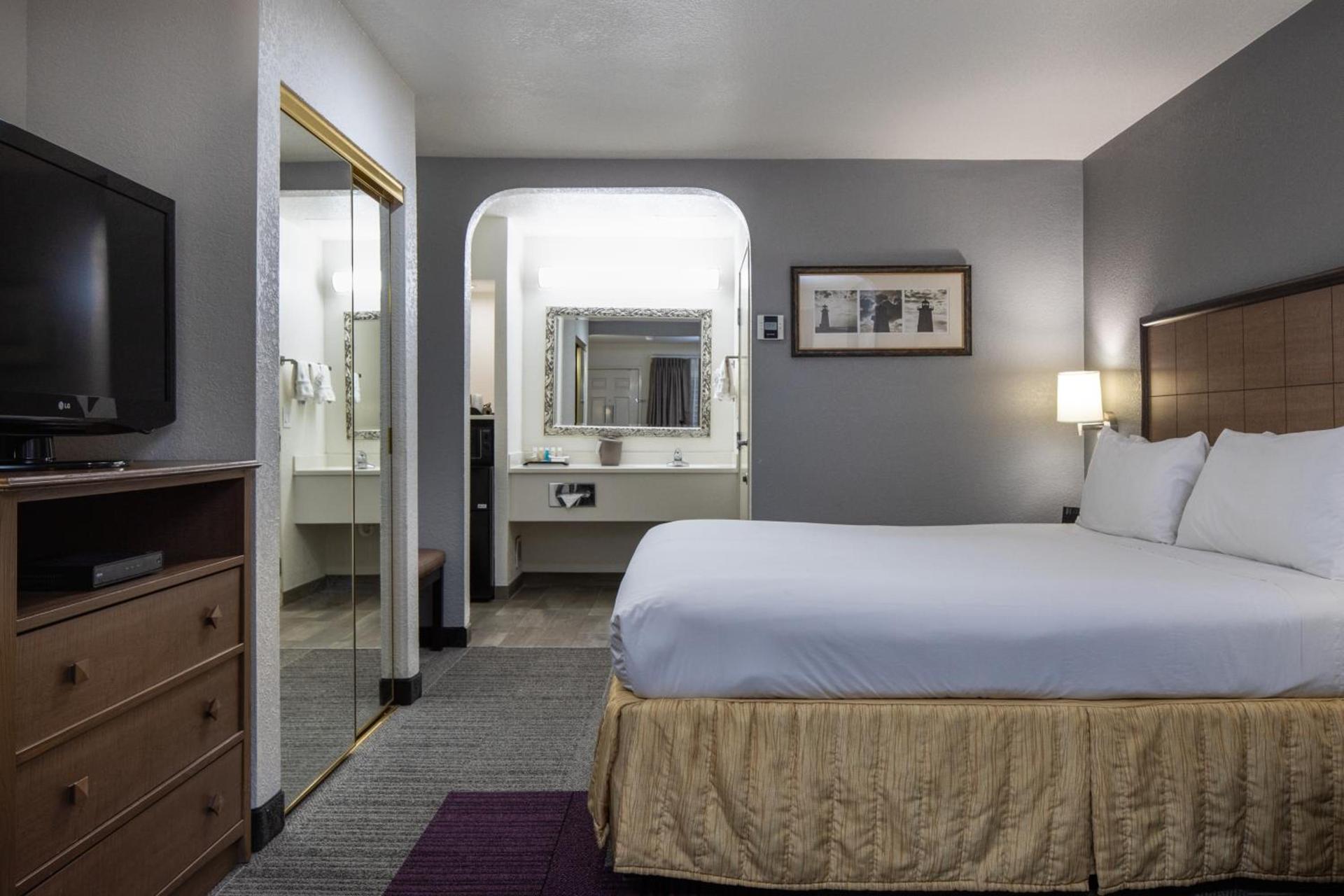 Atherton Park Inn and Suites photo 30