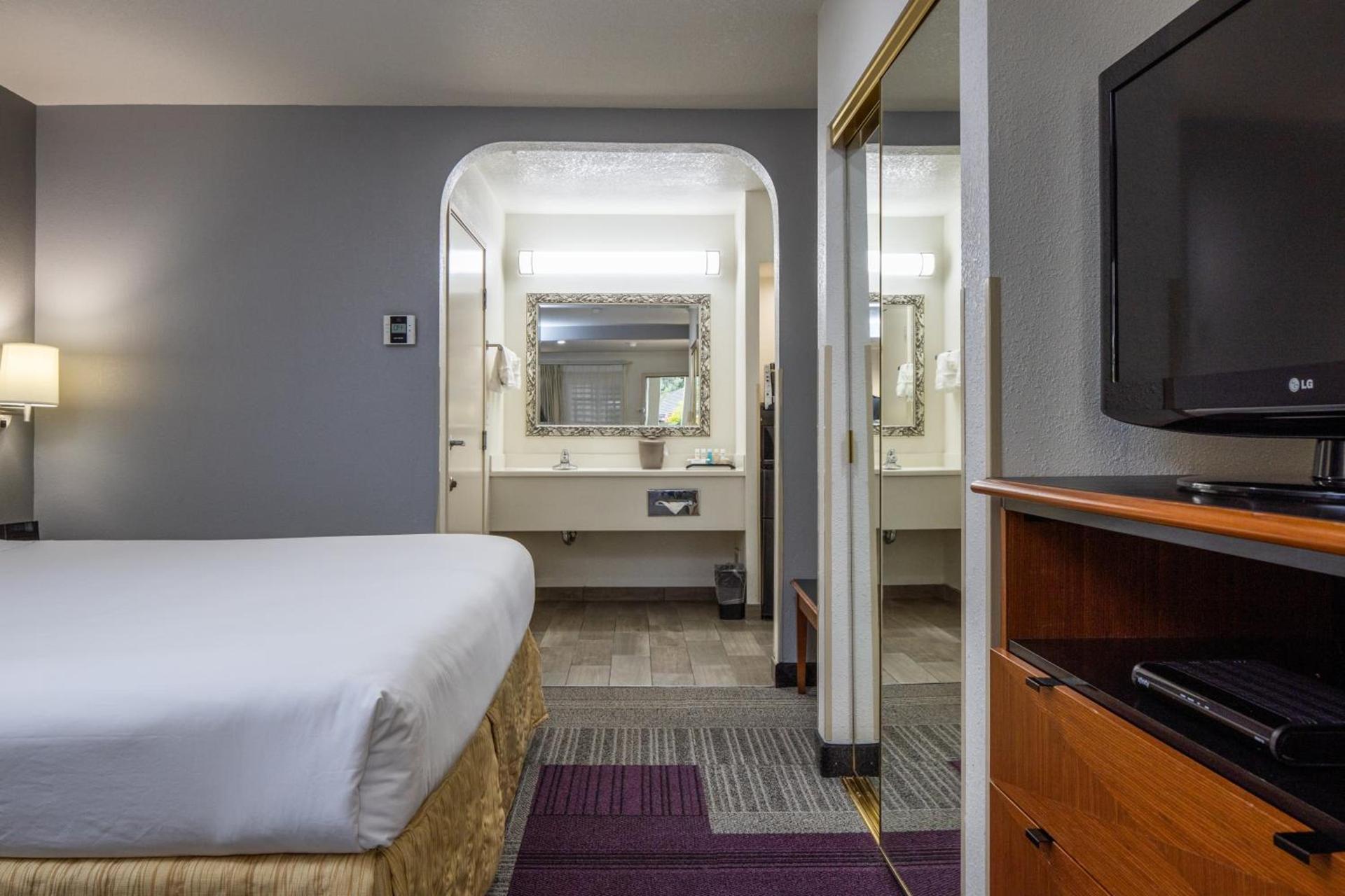 Atherton Park Inn and Suites photo 15