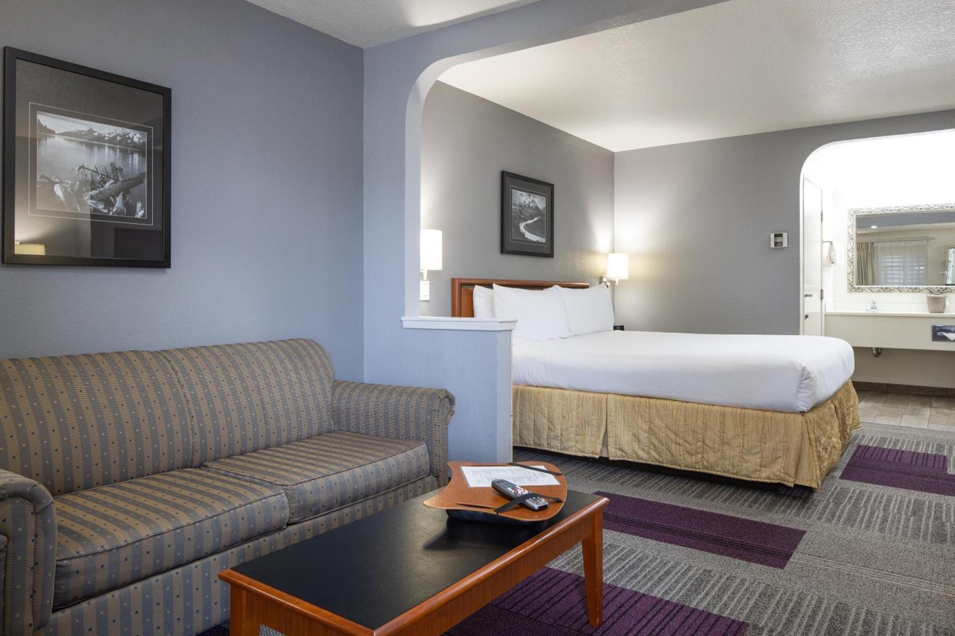 Atherton Park Inn and Suites photo 17