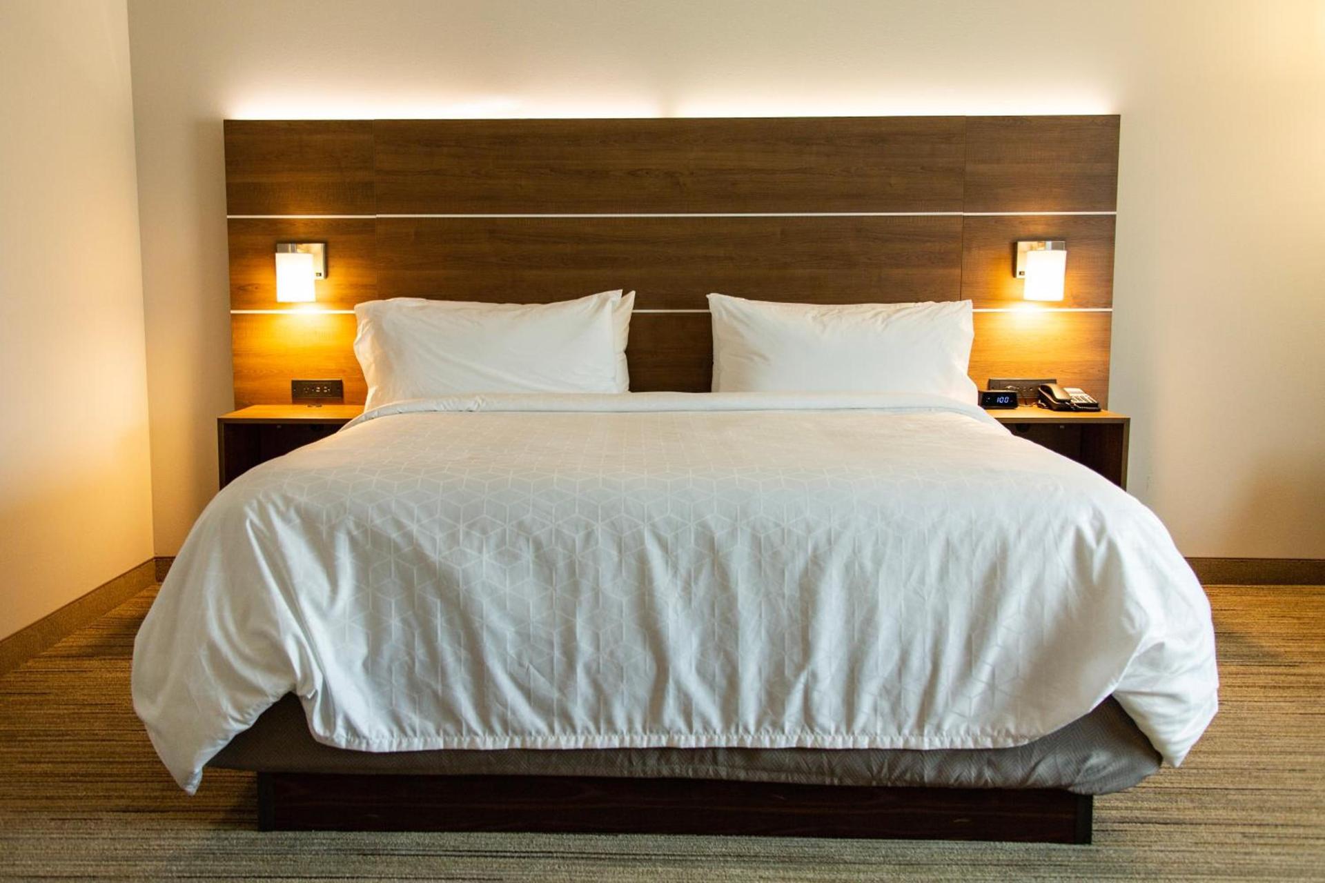 Holiday Inn Express & Suites Macon North by IHG photo 18