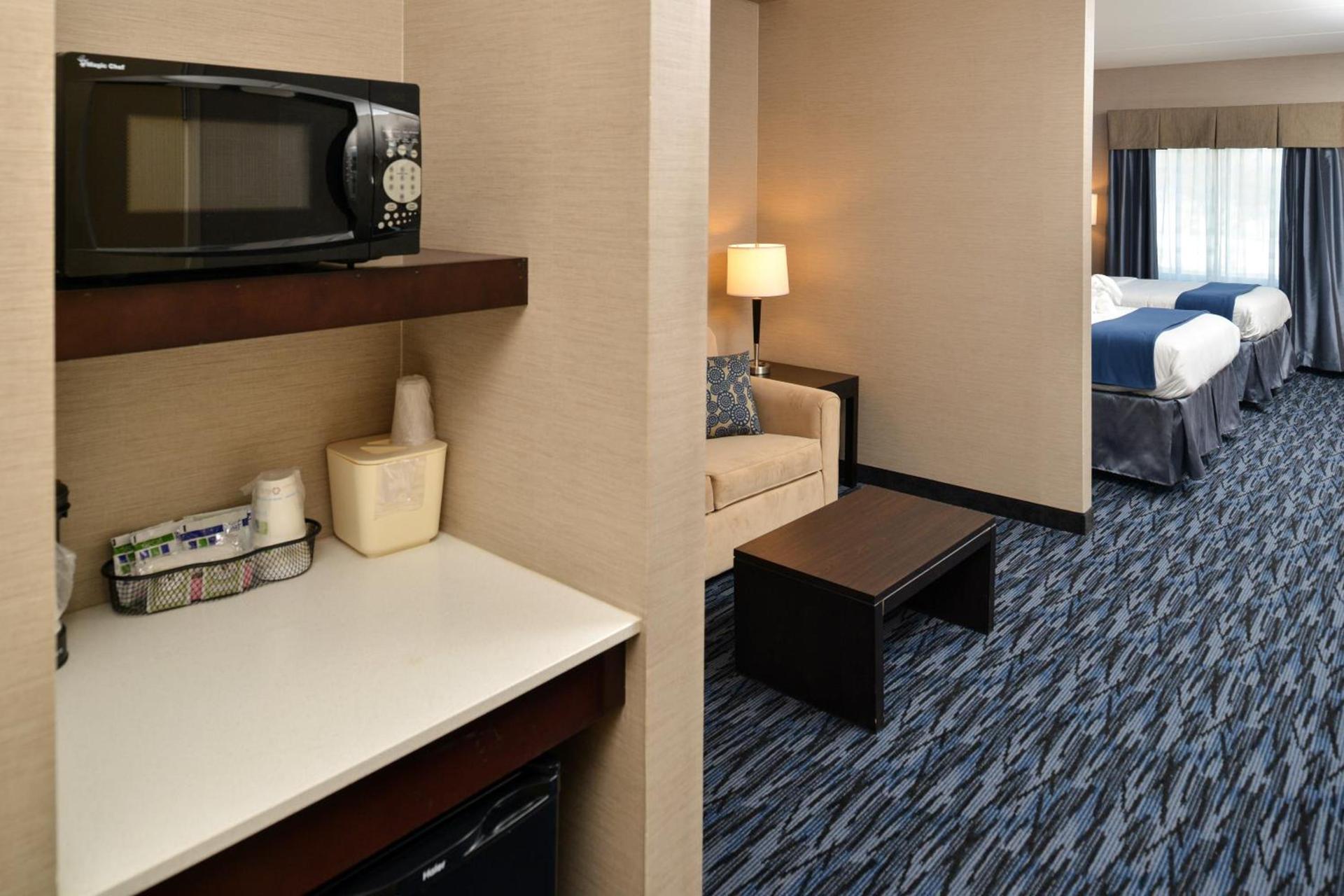 Holiday Inn Express & Suites Peekskill-Lower Hudson Valley by IHG photo 30