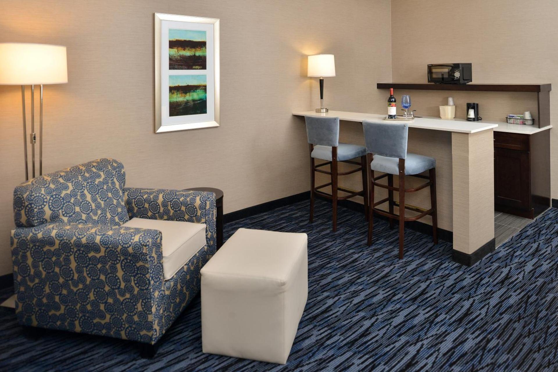 Holiday Inn Express & Suites Peekskill-Lower Hudson Valley by IHG photo 37