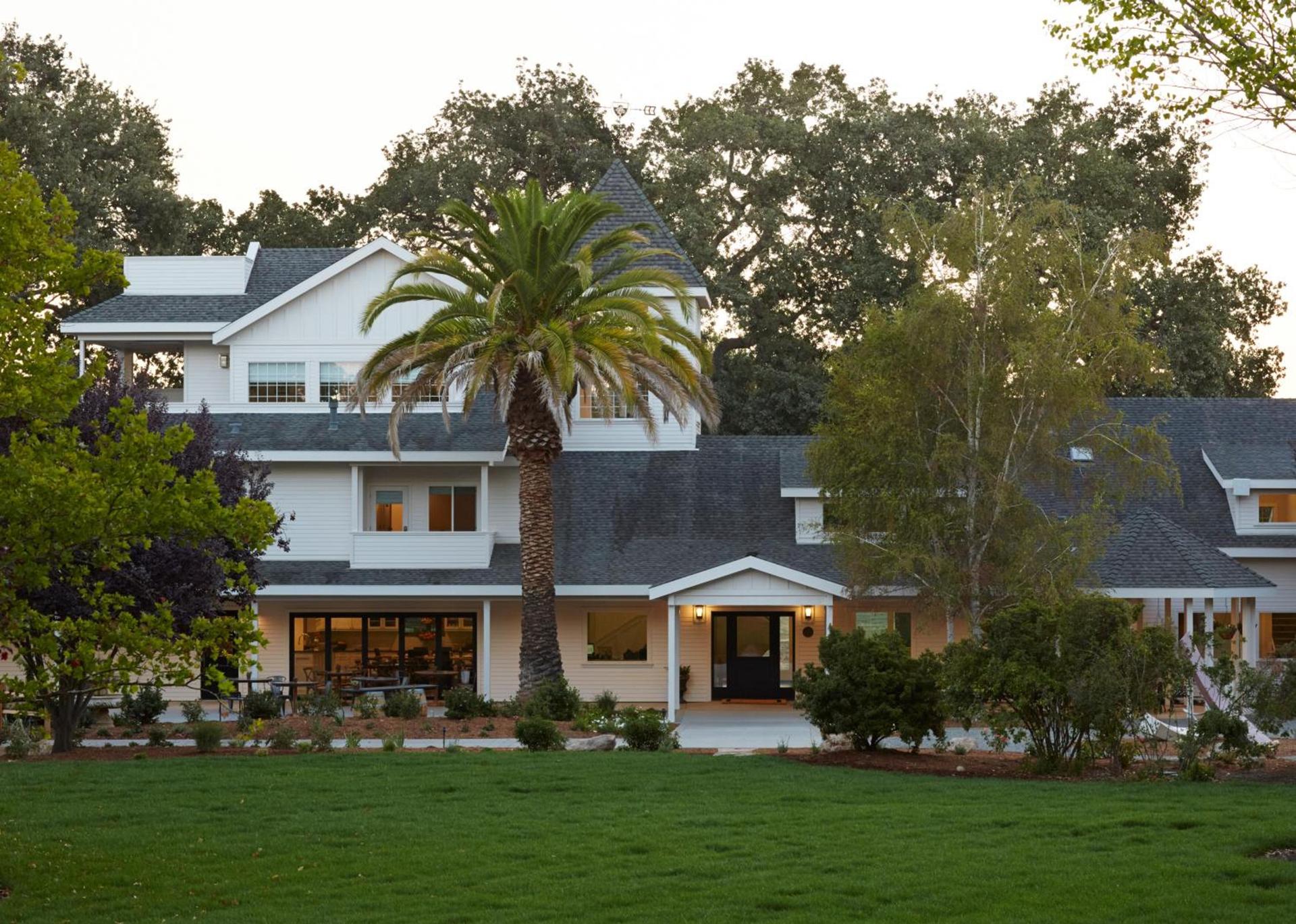 SummerWood Inn photo 1