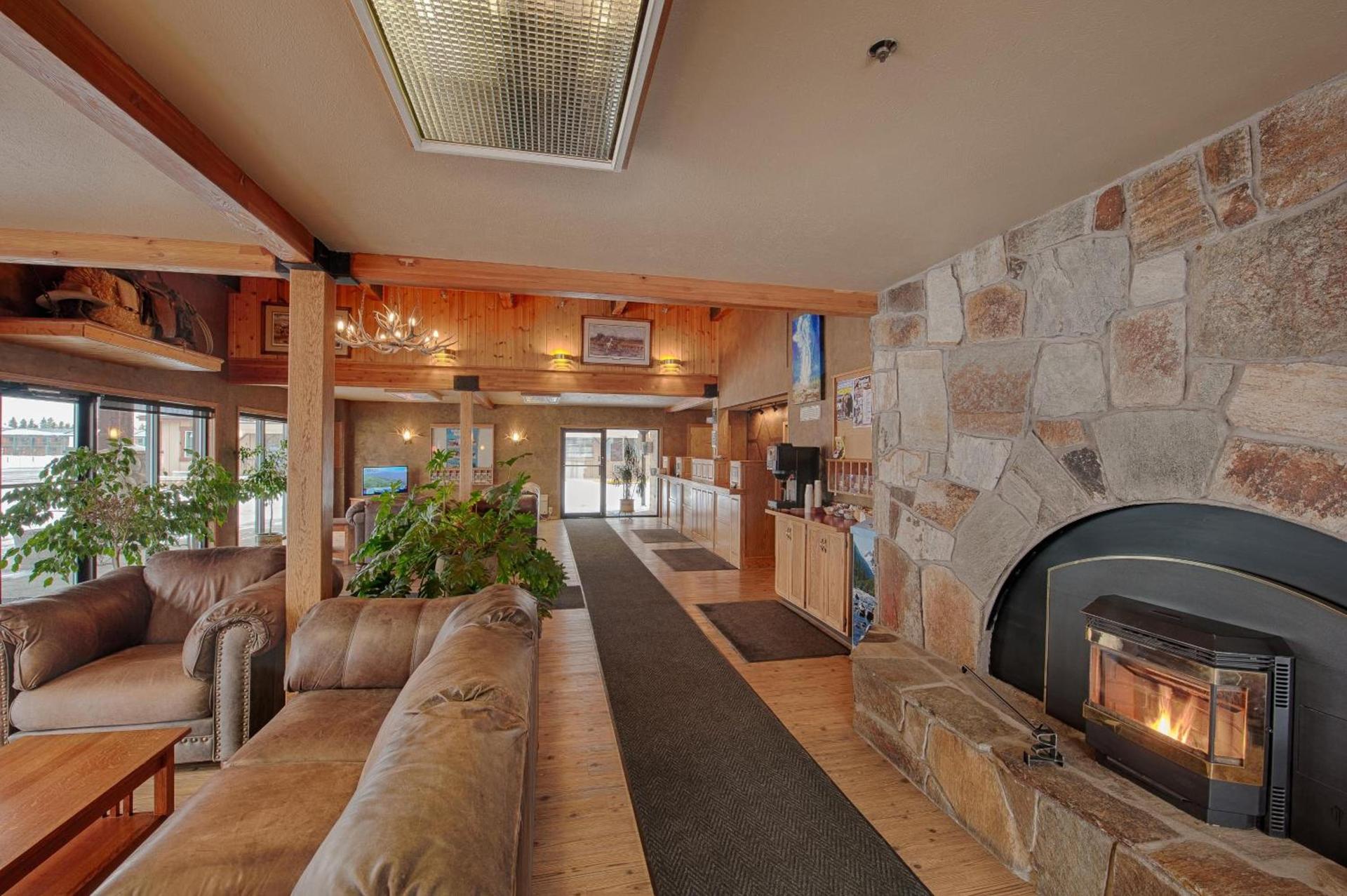 Brandin' Iron Inn photo 21