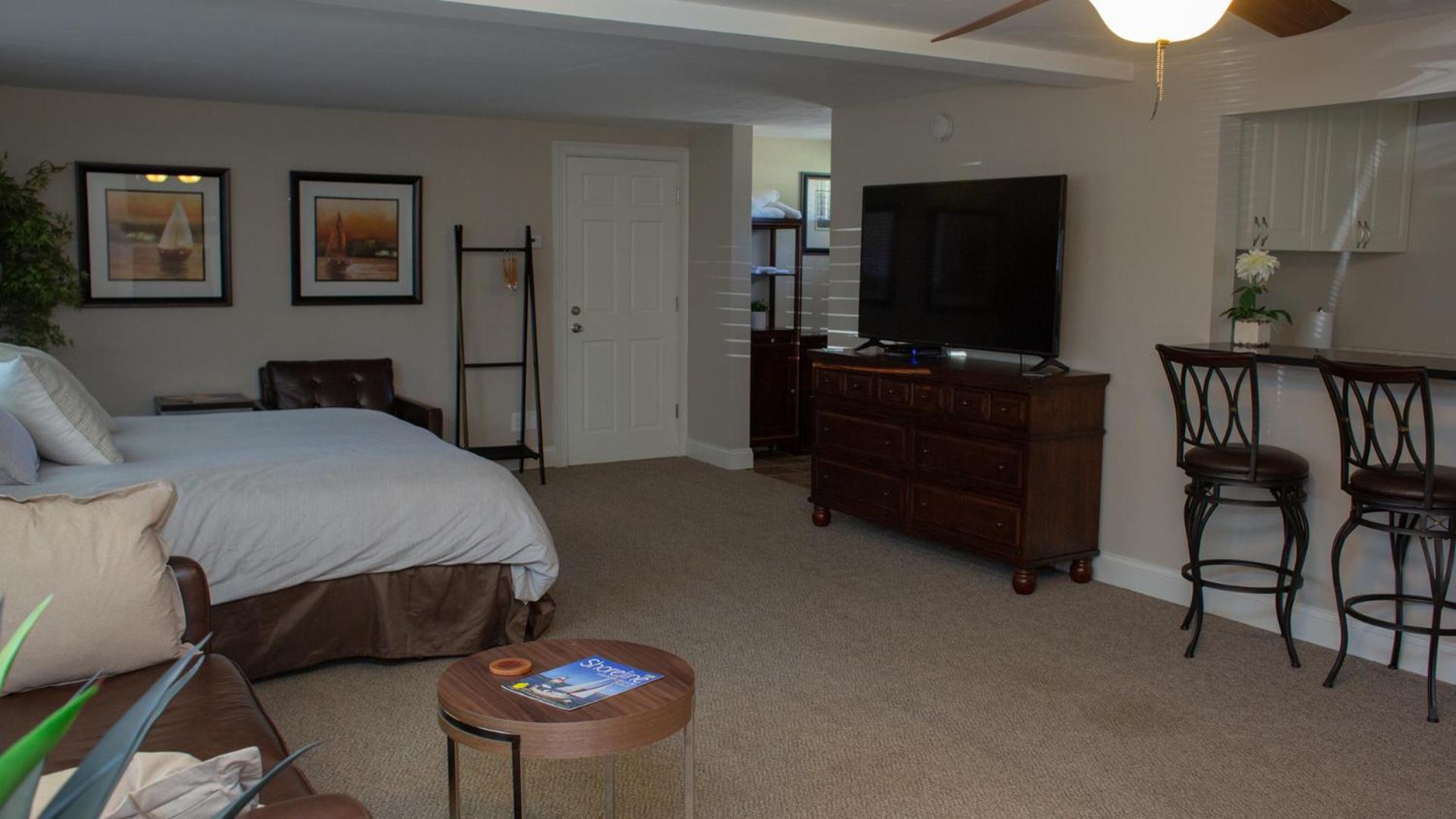 Mark III, INN & Suites photo 14