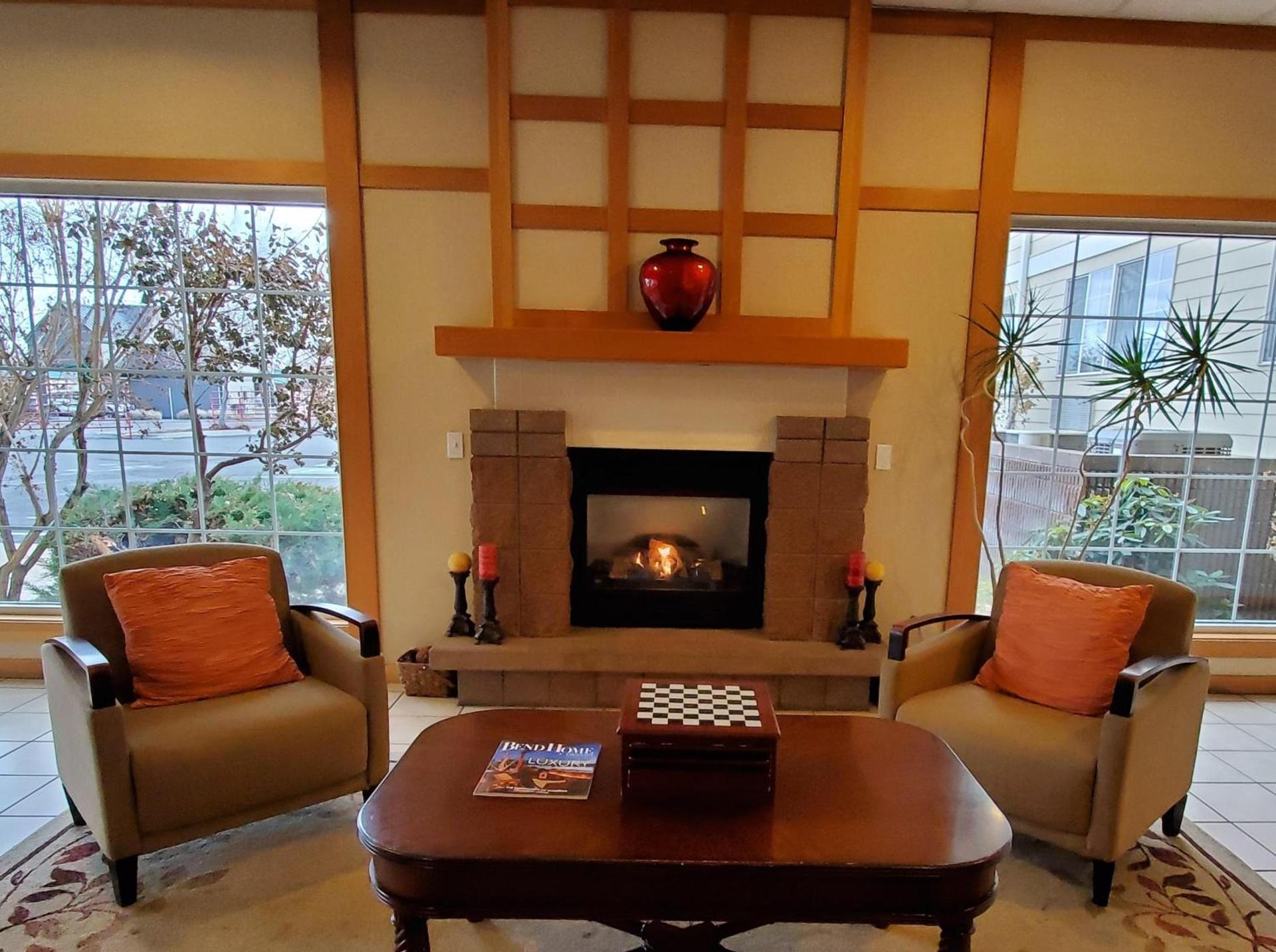 Country Inn & Suites by Radisson, Bend, OR photo 28