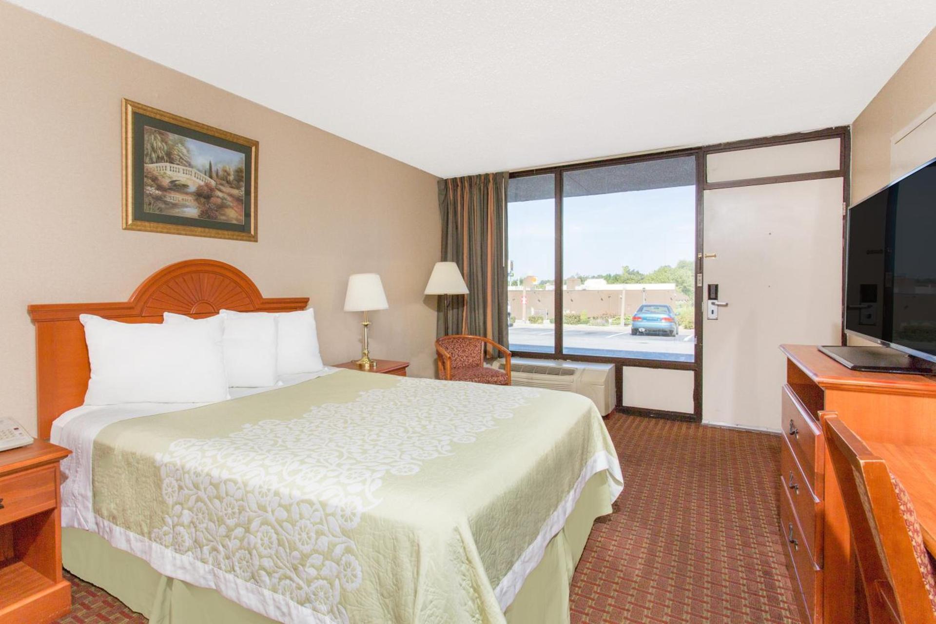 Days Inn by Wyndham Princeton photo 22