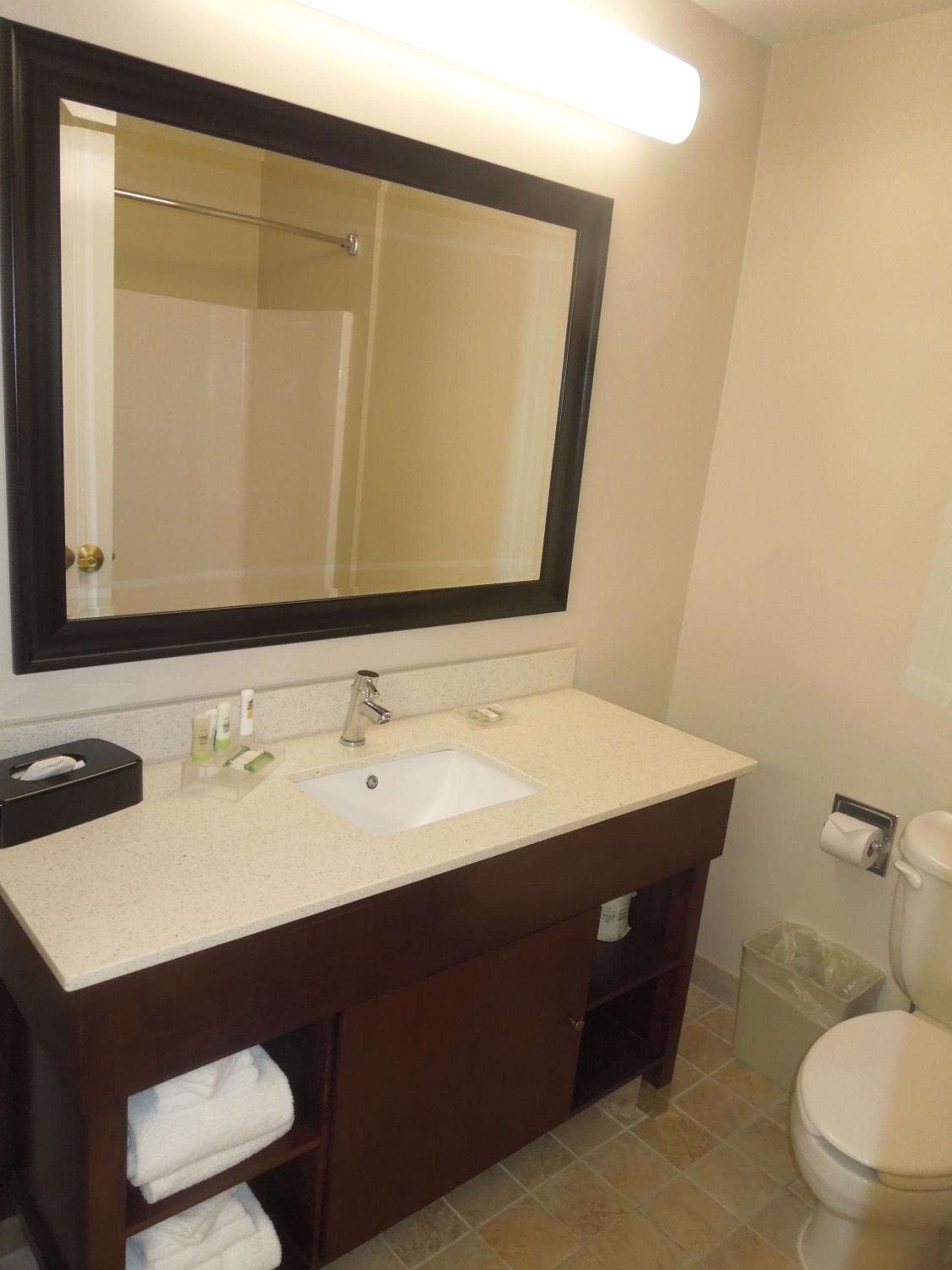 Country Inn & Suites by Radisson, Bel Air-Aberdeen, MD photo 44