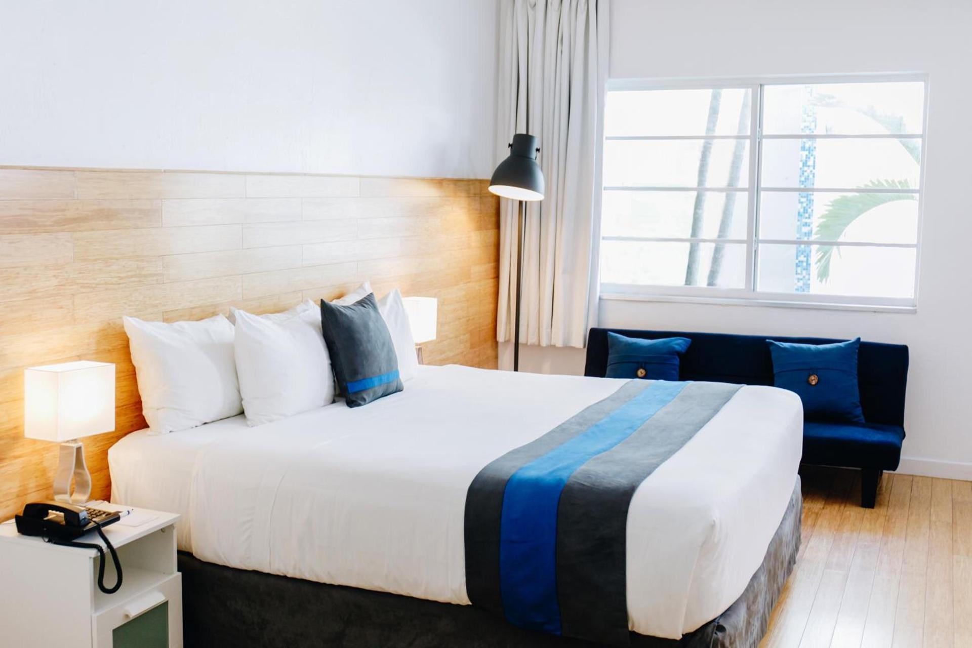 Aqua Hotel & Suites photo 19