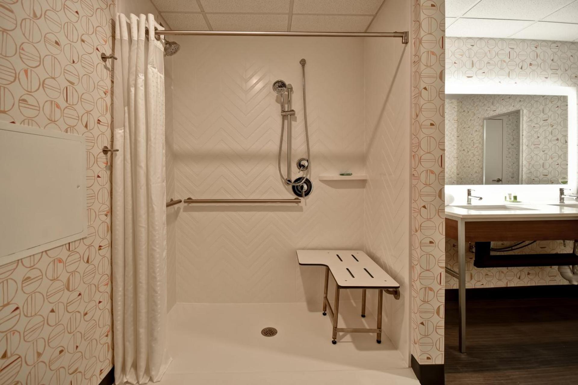 Holiday Inn Lancaster by IHG photo 78