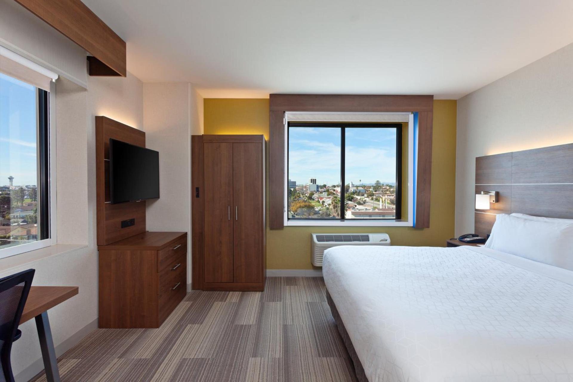 Holiday Inn Express Los Angeles LAX Airport by IHG photo 28