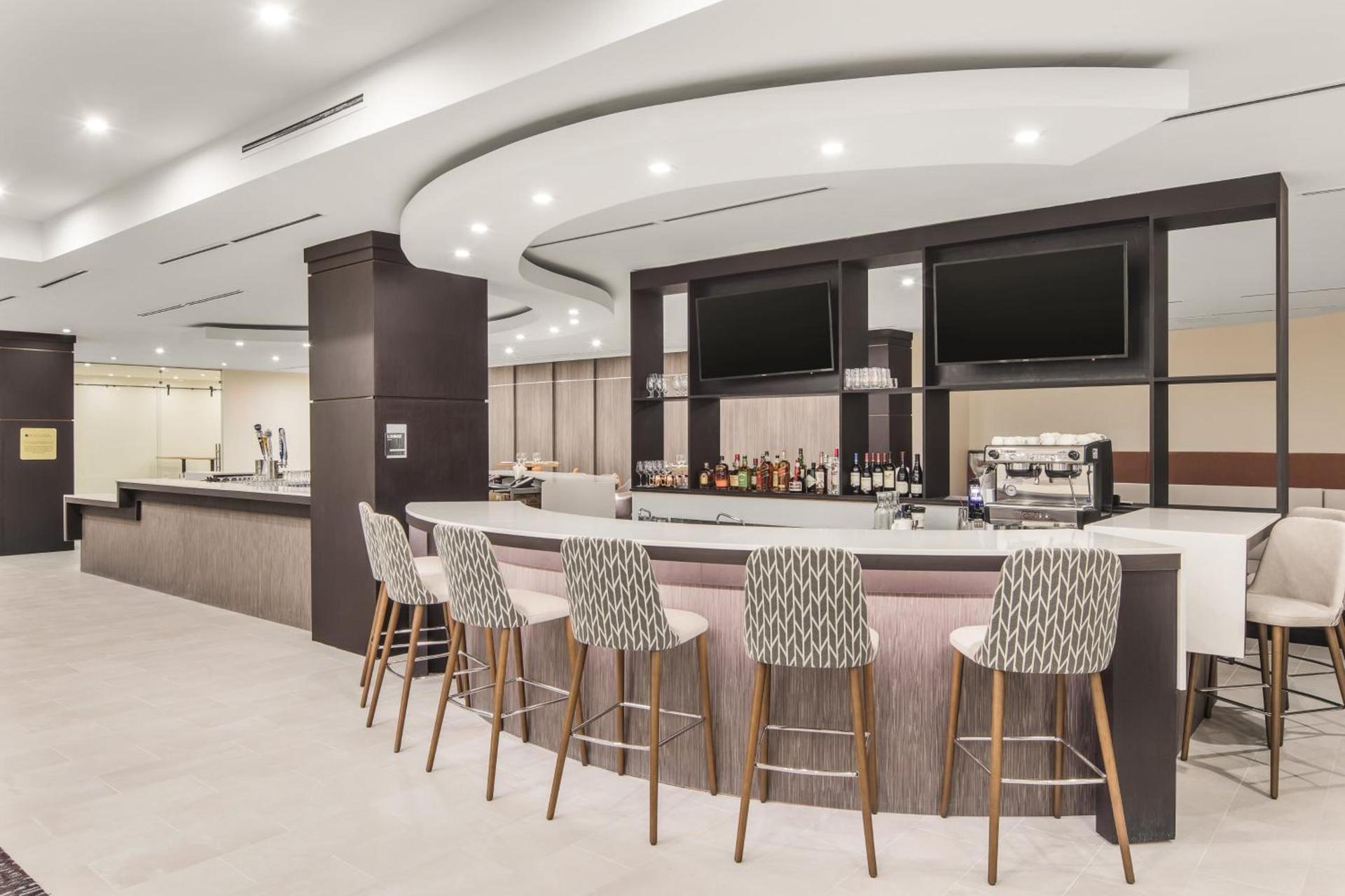 Crowne Plaza Orlando - Lake Buena Vista by IHG photo 12