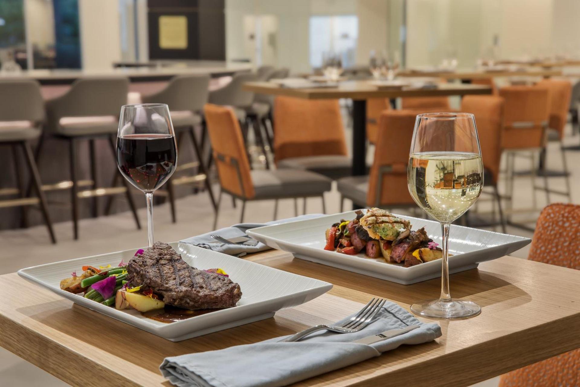 Crowne Plaza Orlando - Lake Buena Vista by IHG photo 29