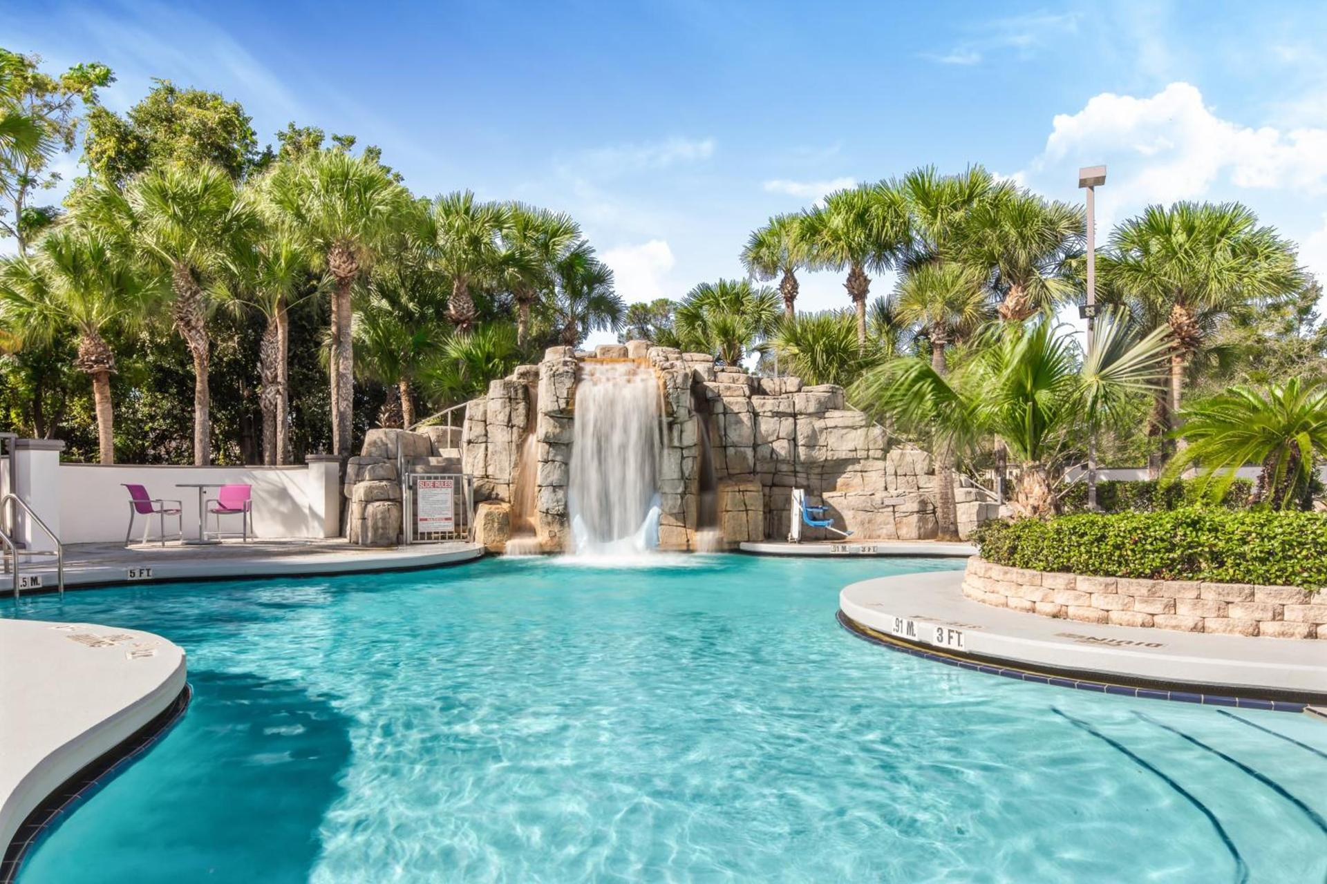 Crowne Plaza Orlando - Lake Buena Vista by IHG photo 7