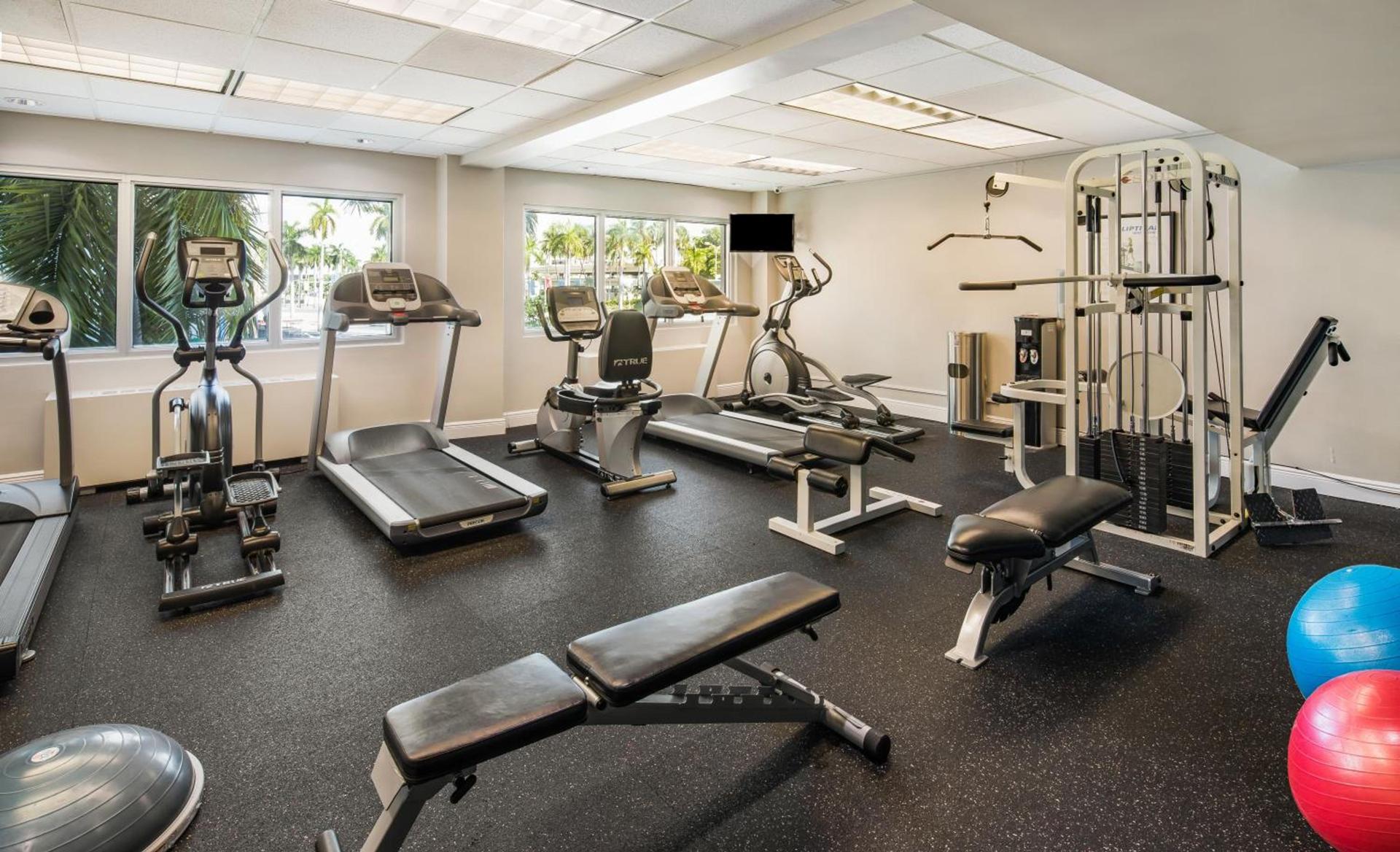 Holiday Inn Hotel Port of Miami-Downtown by IHG photo 60