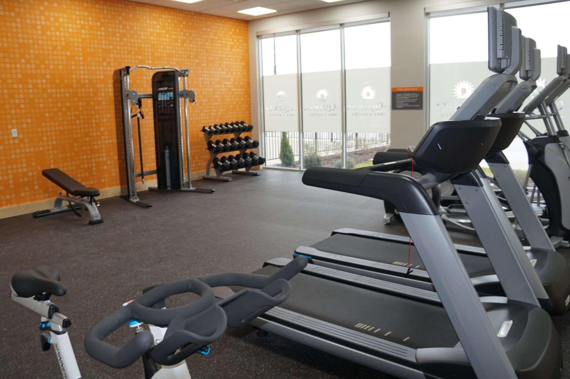La Quinta Inn & Suites by Wyndham Lewisville photo 32