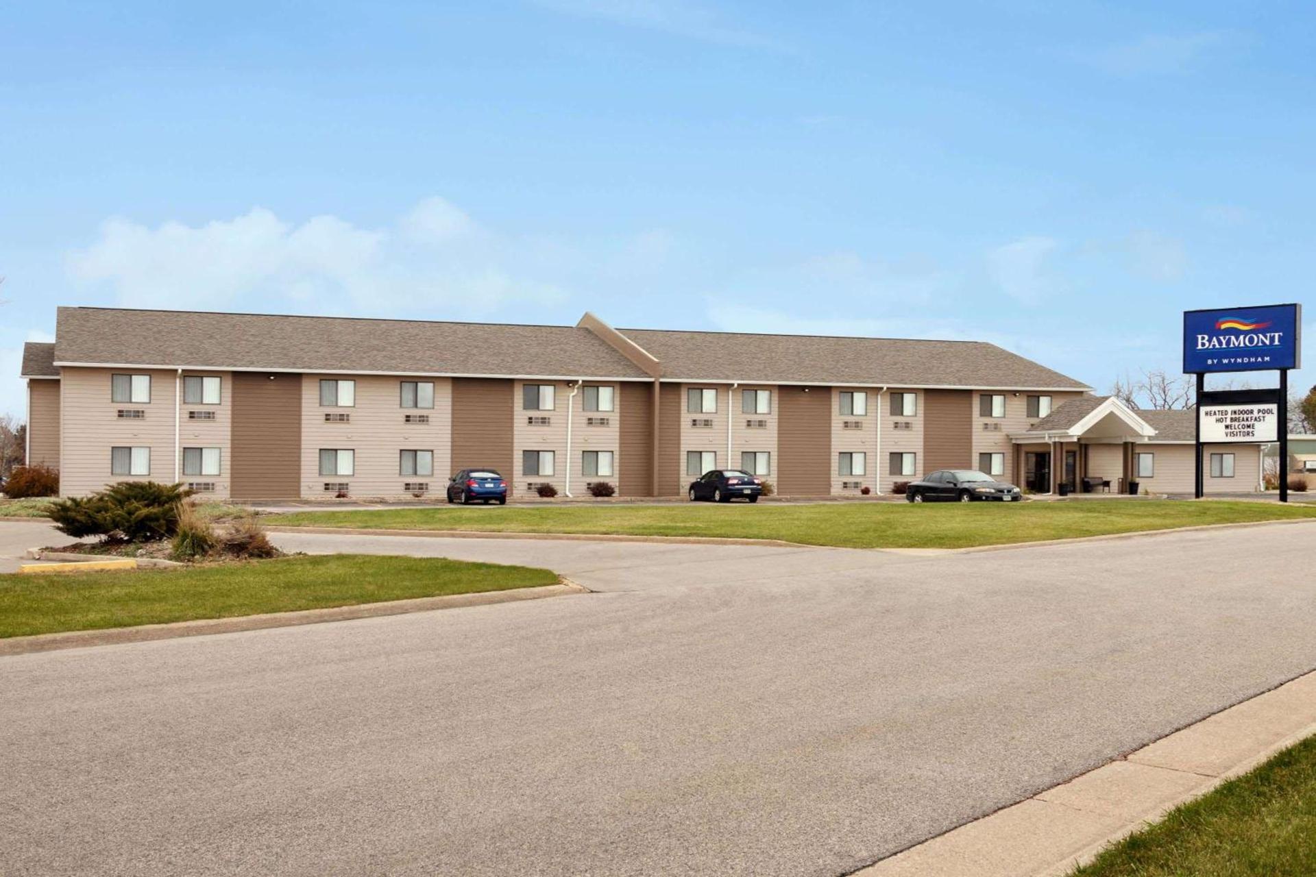 Baymont by Wyndham Sioux Falls North,I-29,Russell St, Airport photo 3