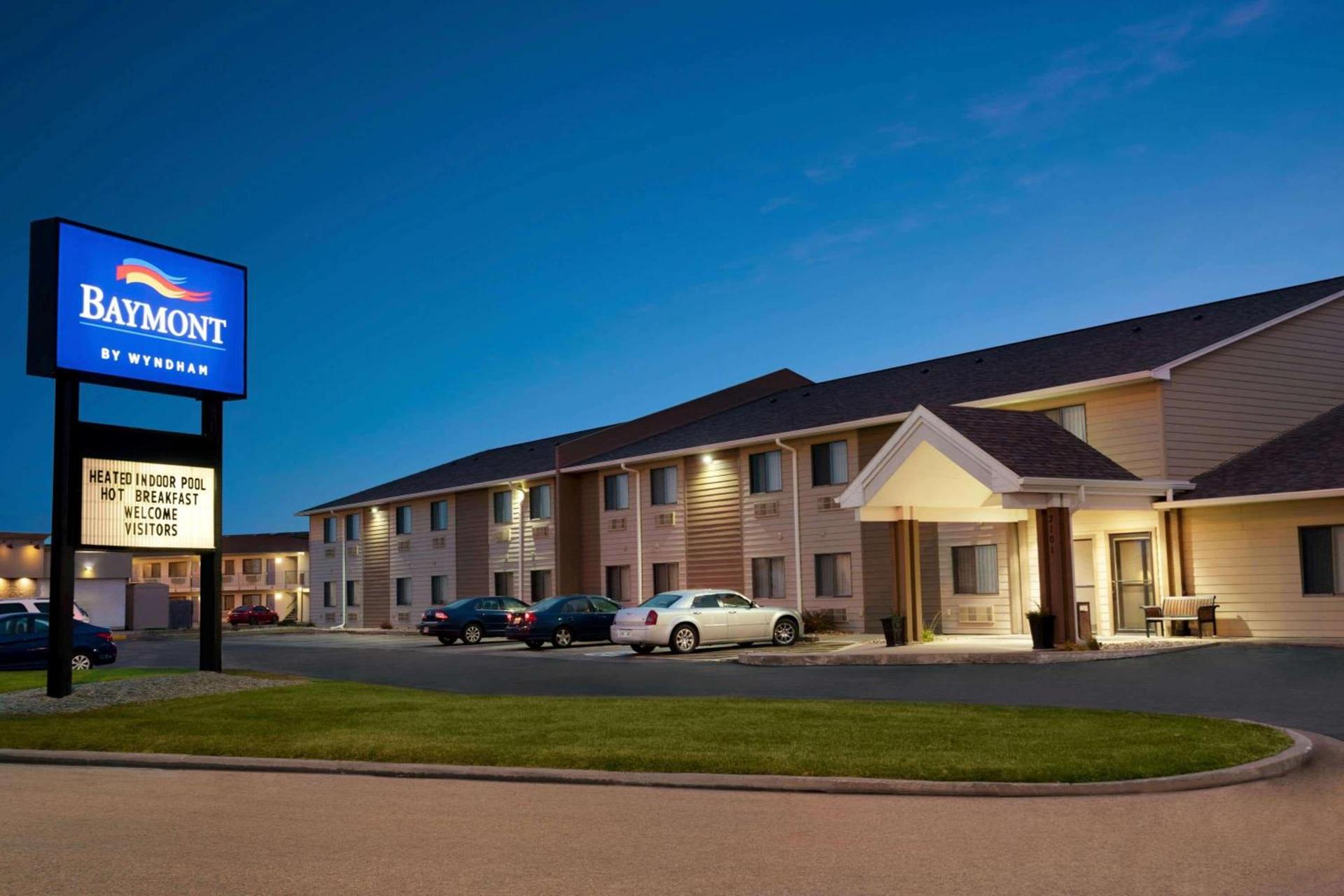 Baymont by Wyndham Sioux Falls North,I-29,Russell St, Airport — hotel in Sioux Falls