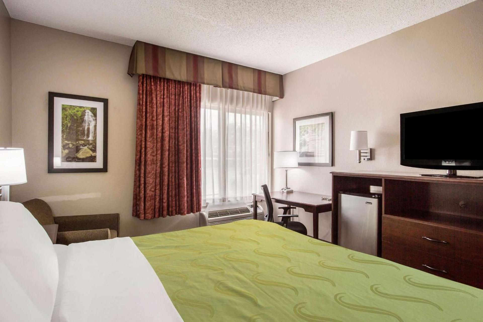 Quality Inn & Suites Lawrence - University Area photo 6