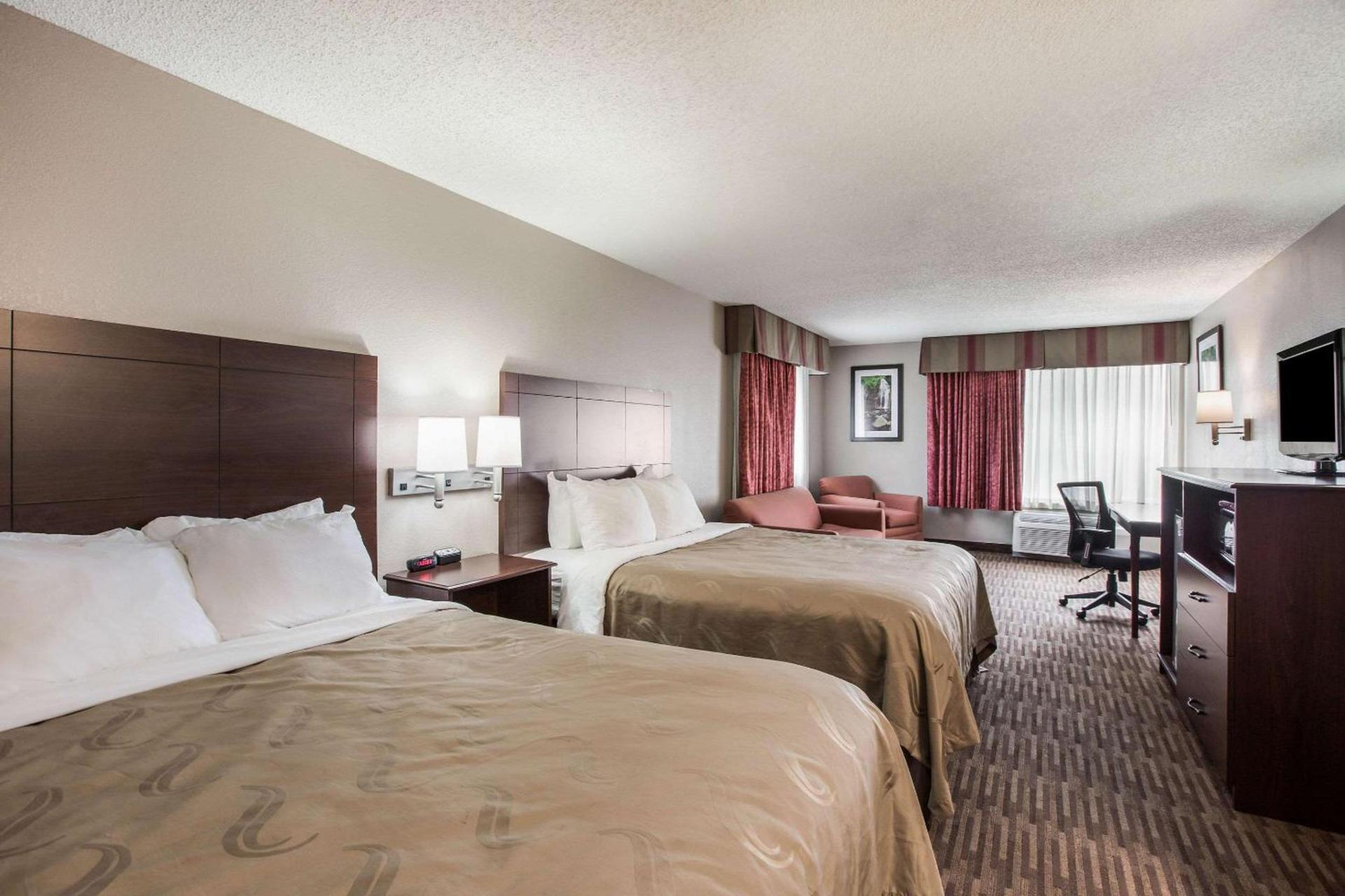 Quality Inn & Suites Lawrence - University Area photo 16