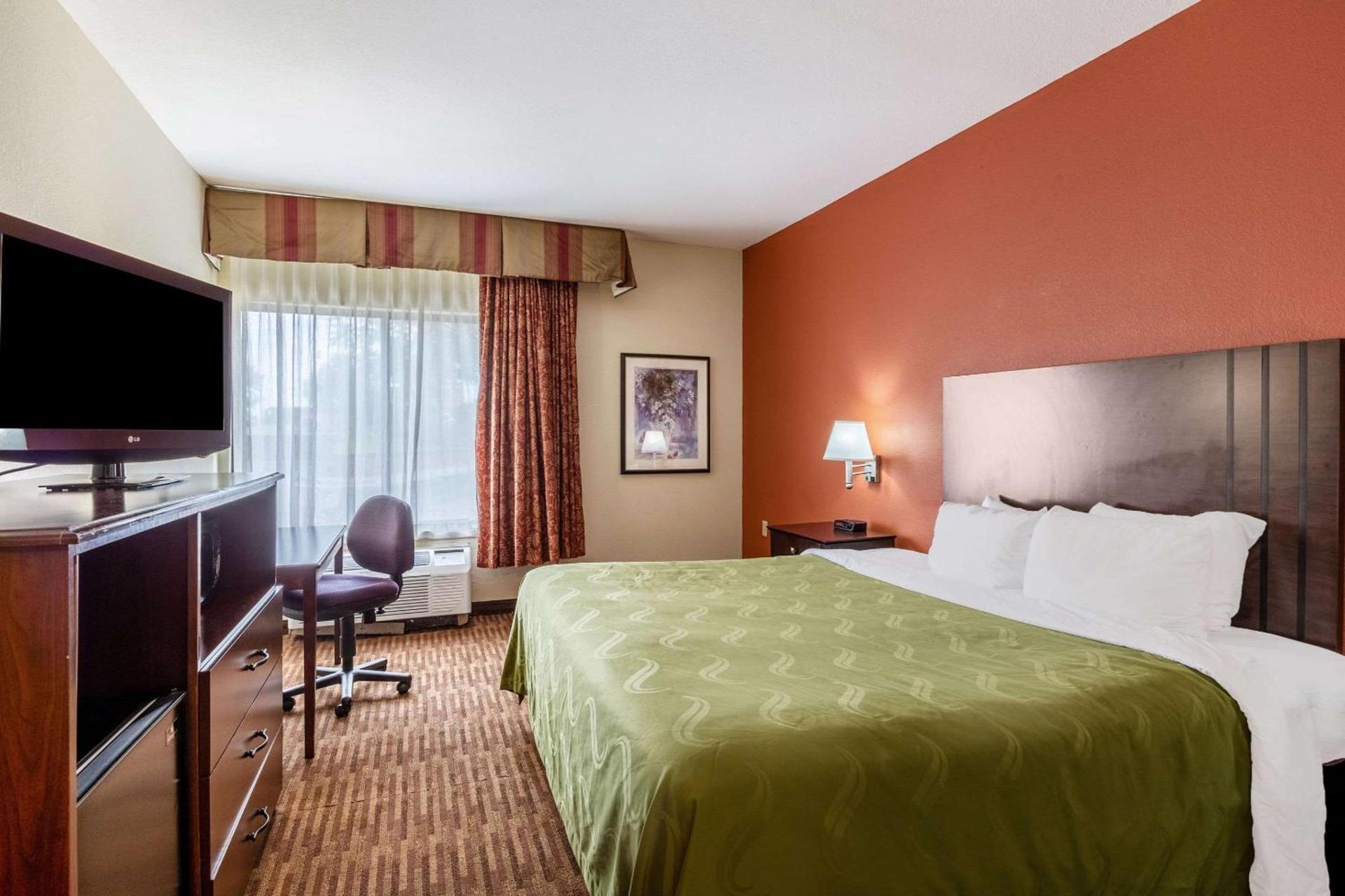 Quality Inn & Suites Lawrence - University Area photo 39