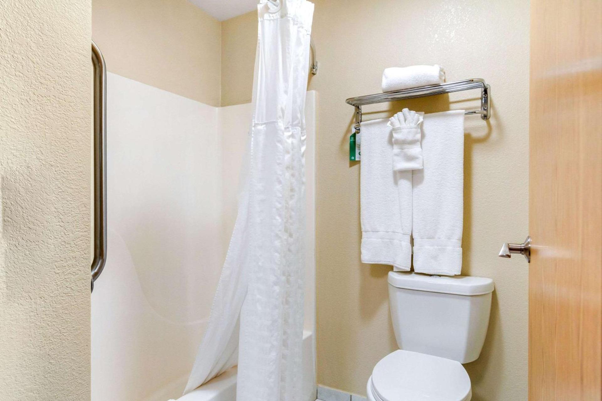 Comfort Inn & Suites Greeley photo 30