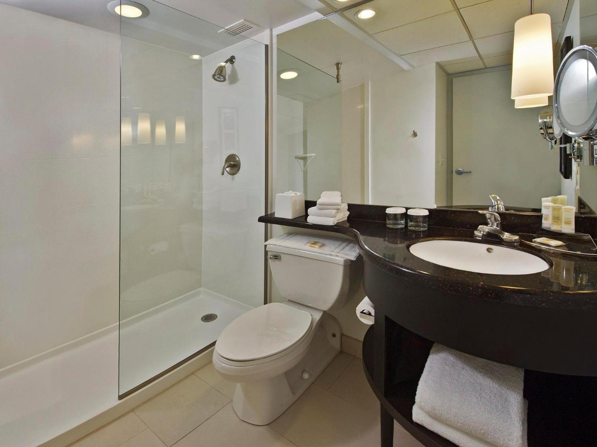 Crowne Plaza Suffern-Mahwah by IHG photo 41