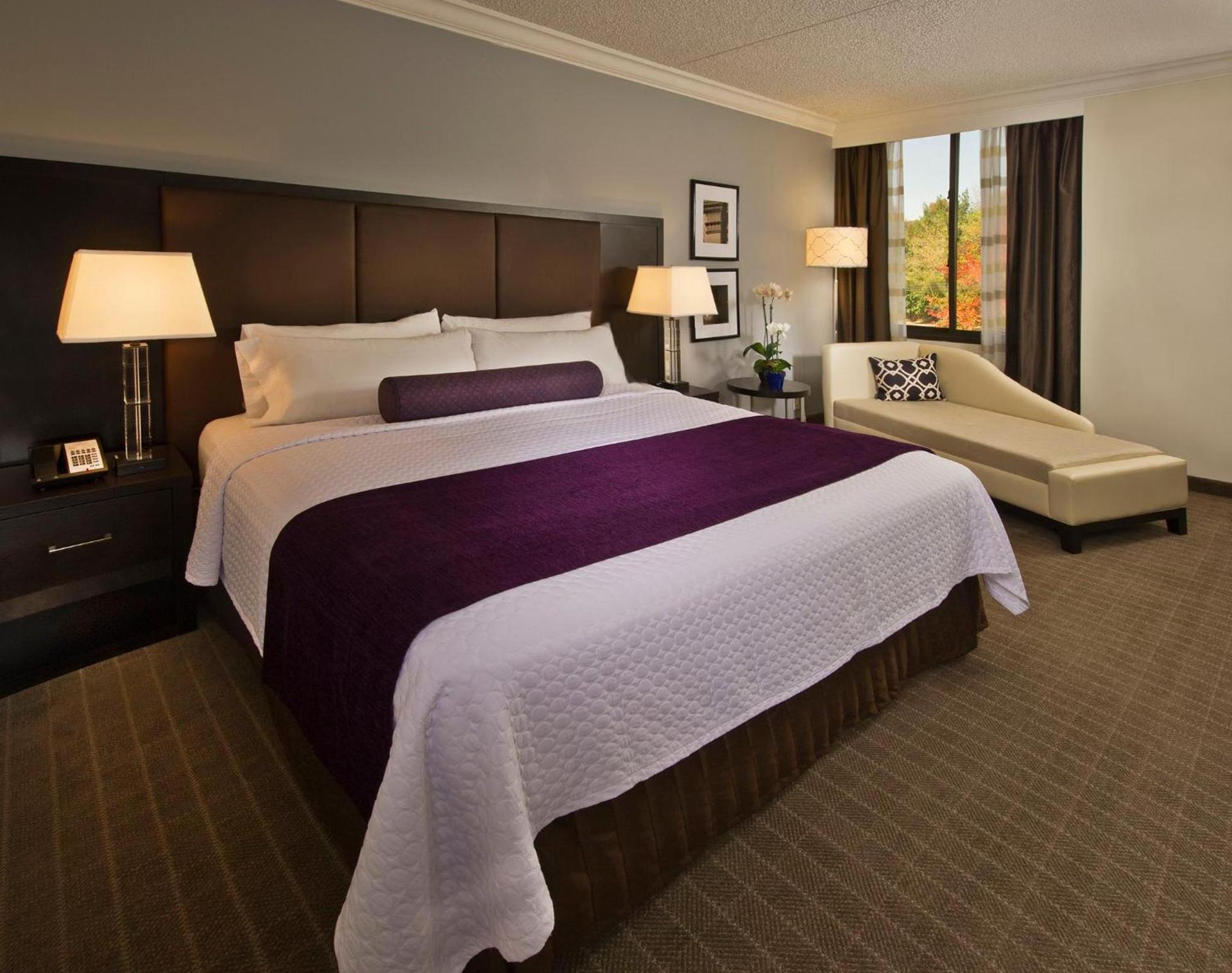 Crowne Plaza Suffern-Mahwah by IHG photo 15
