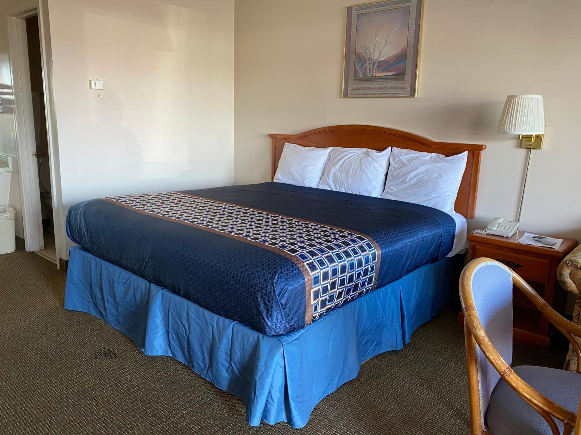 Parkview Motel photo 39